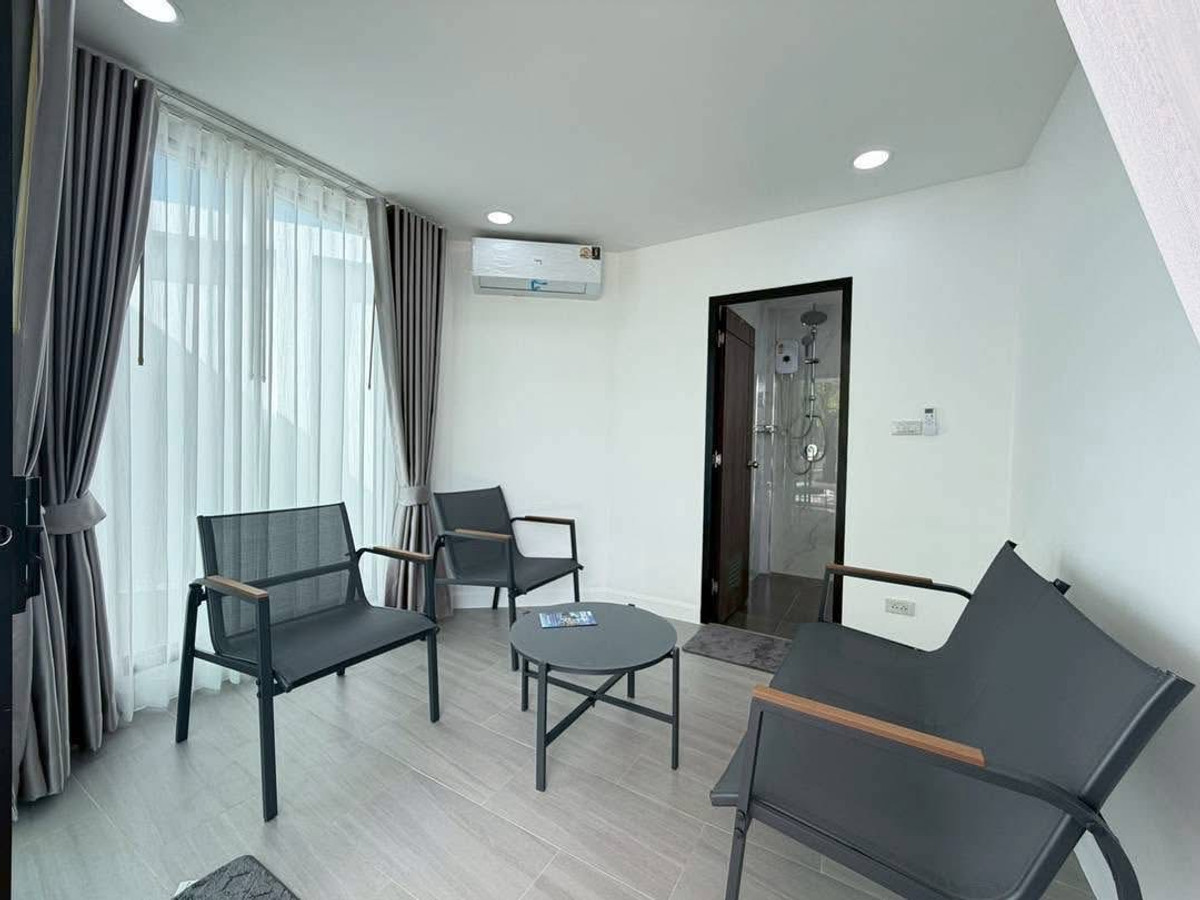 For SaleHousePattaya, Bangsaen, Chonburi : Pool Villa Soi Bunkanchanaram 8 / 4 Bedrooms (FOR SALE) AM038