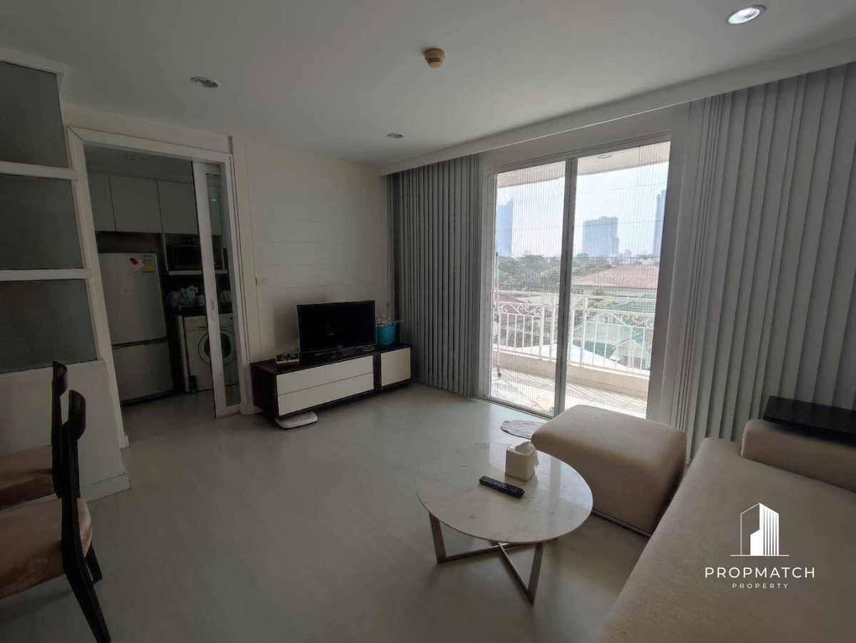 For RentCondoWongwianyai, Charoennakor : 📍The Bangkok Sathorn-Taksin 🛌 2 Bedroom 🚿2 Bathroom 🏬 4 Floor 📏 71 sq.m 📞0928895628 Line:plustor_ss