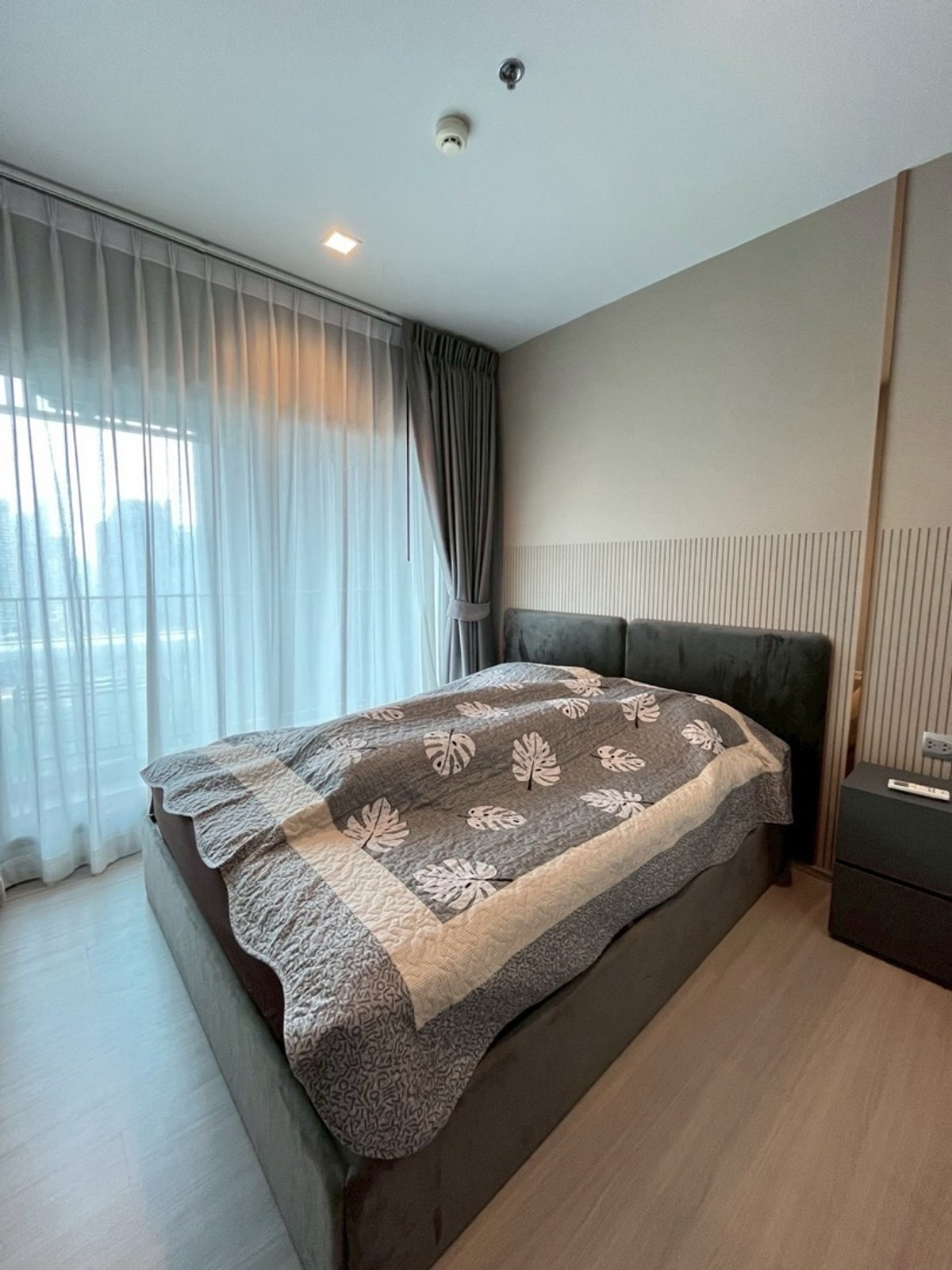 ให้เช่าคอนโดพระราม 9 เพชรบุรีตัดใหม่ RCA : LIFE ASOKE-RAMA9🌈 1BEDROOM PLUS 35sq.m Price 23k