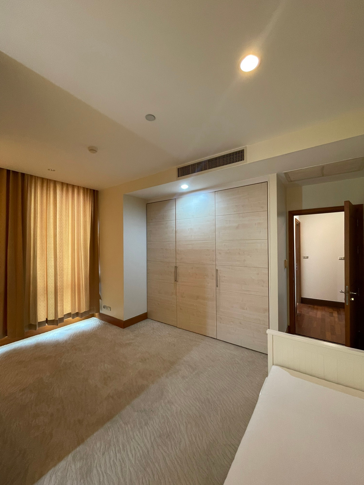 ให้เช่าคอนโดสาทร นราธิวาส : ปล่อยเช่าคอนโด Ascott Sathorn Bangkok ใกล้ BTS เซนต์หลุยส์ ห้องสวย ห้องใหญ่ พร้อมเข้าอยู่