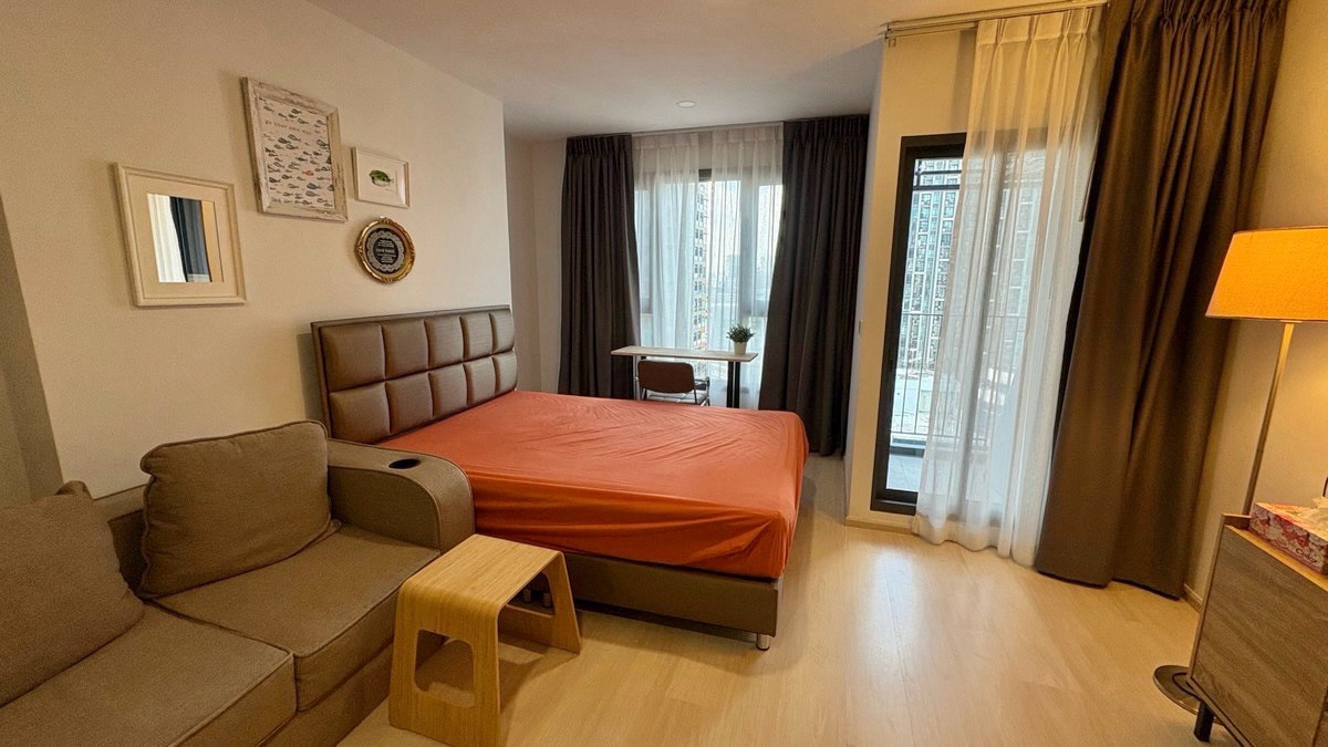 For RentCondoAri,Anusaowaree : baht/month