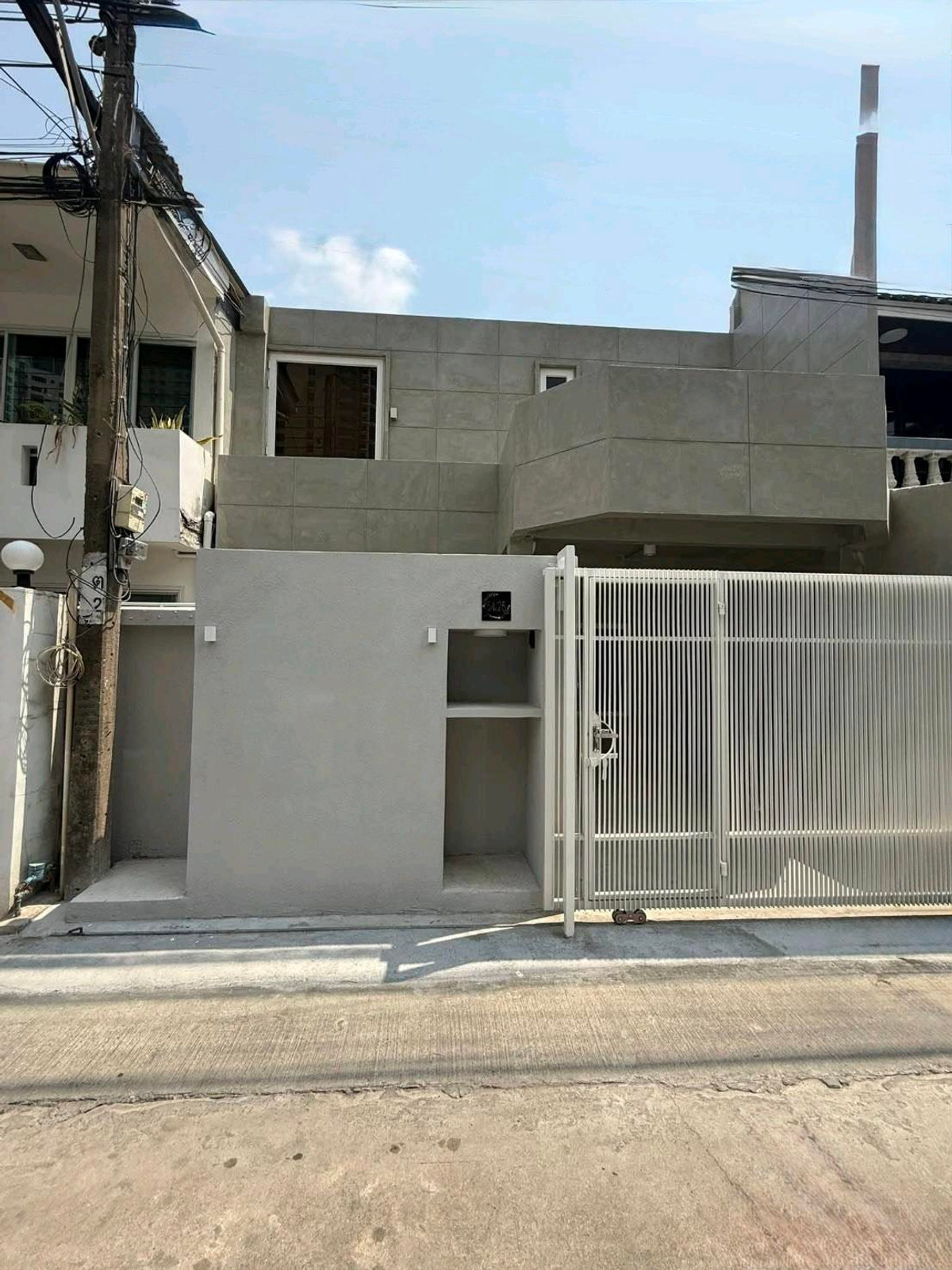 For RentTownhomeSukhumvit, Asoke, Thonglor : 🔥🔥🔥Newly renovated townhome, Sukhumvit 26 - Phrom Phong area💚💚💚