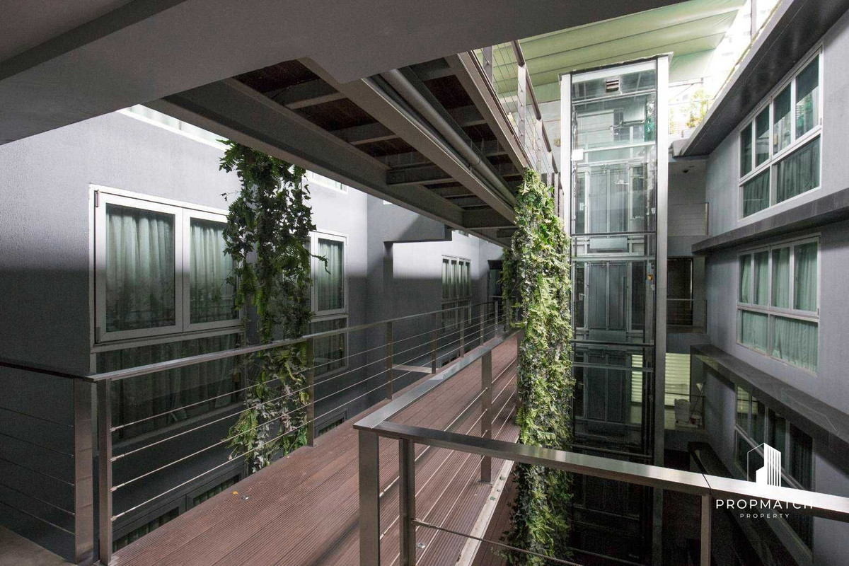 For SaleCondoSilom, Saladaeng, Bangrak : Rare Price in Silom! 2 Bedroom Only 7.49M Tel.098-462-8898