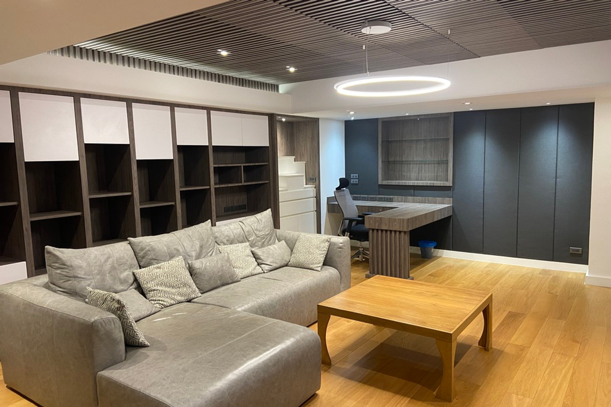 For SaleCondoSukhumvit, Asoke, Thonglor : 🔥 Sale with tenant !! 🔥 Code C20230203376.........Royal Castle Sukhumvit, 3 bedroom, 3 bathroom, 1 maid's room, furnished, Special Deal!!📣📣