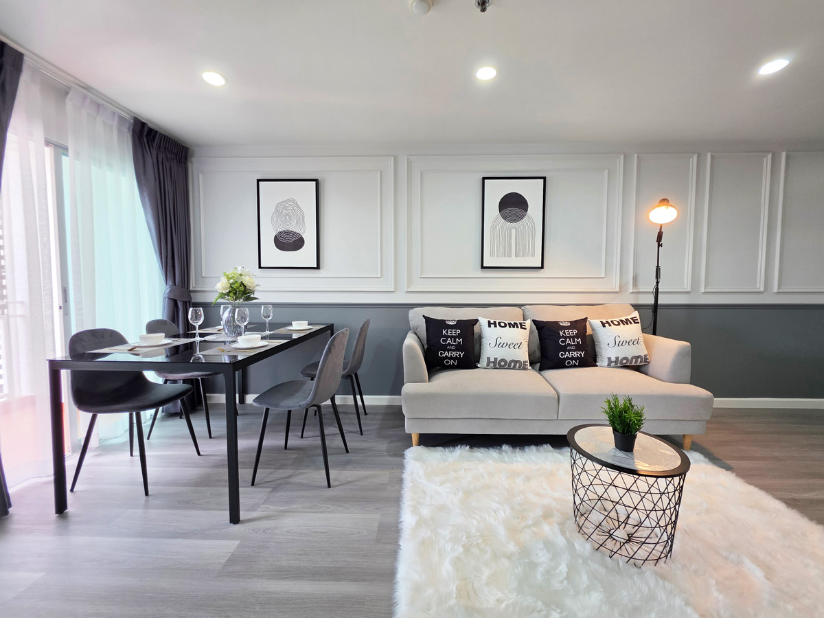 ขายคอนโดบางนา แบริ่ง ลาซาล : ขาย Regent home 7/2 ขยายพื้นที่ครอบครัว💑 2นอน 2น้ำ 💑 ↪️ห้องมุม ↪️แต่งหล่อๆ 🔛โซนบางนา