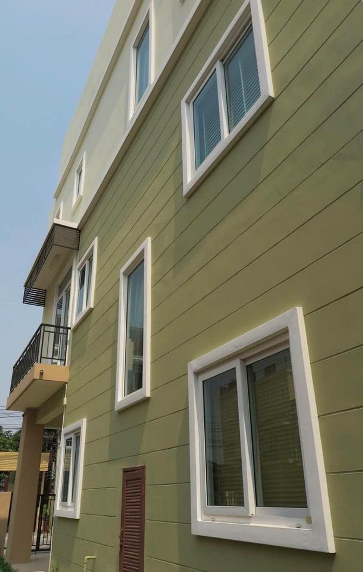 ให้เช่าบ้านนนทบุรี บางใหญ่ บางบัวทอง : บ้าน ทาวน์โฮม 3ชั้น เหมาะทำออฟฟิศ ปากซอยถนนโยธาธิการ ราชพฤกษ์-ท่าอิฐ