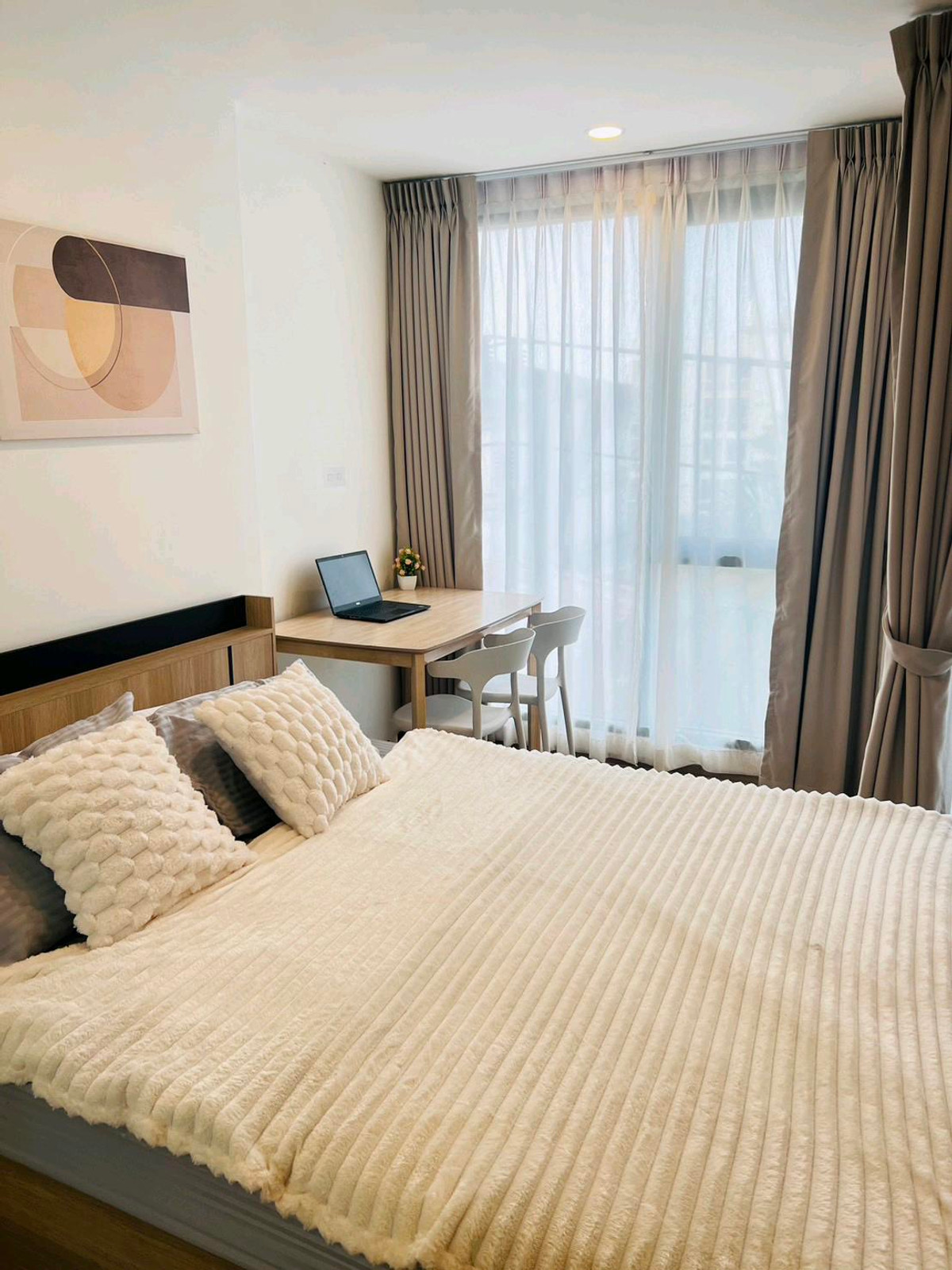 For RentCondoRatchadapisek, Huaikwang, Suttisan : Condo for rent Cybiq Ratchada 32, new room, beautiful.