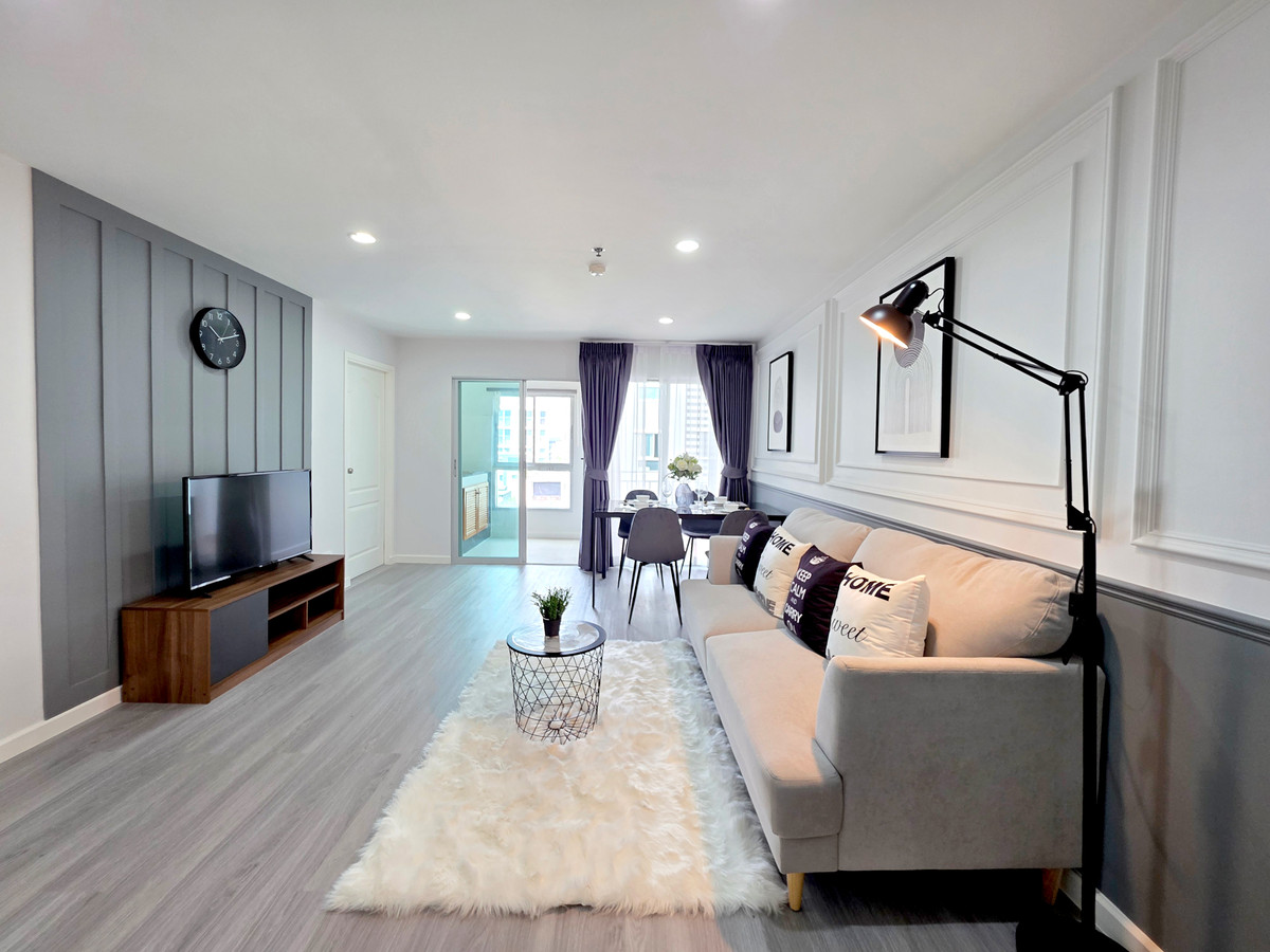 ขายคอนโดบางนา แบริ่ง ลาซาล : ขาย Regent home 7/2 ขยายพื้นที่ครอบครัว💑 2นอน 2น้ำ 💑 ↪️ห้องมุม ↪️แต่งหล่อๆ 🔛โซนบางนา