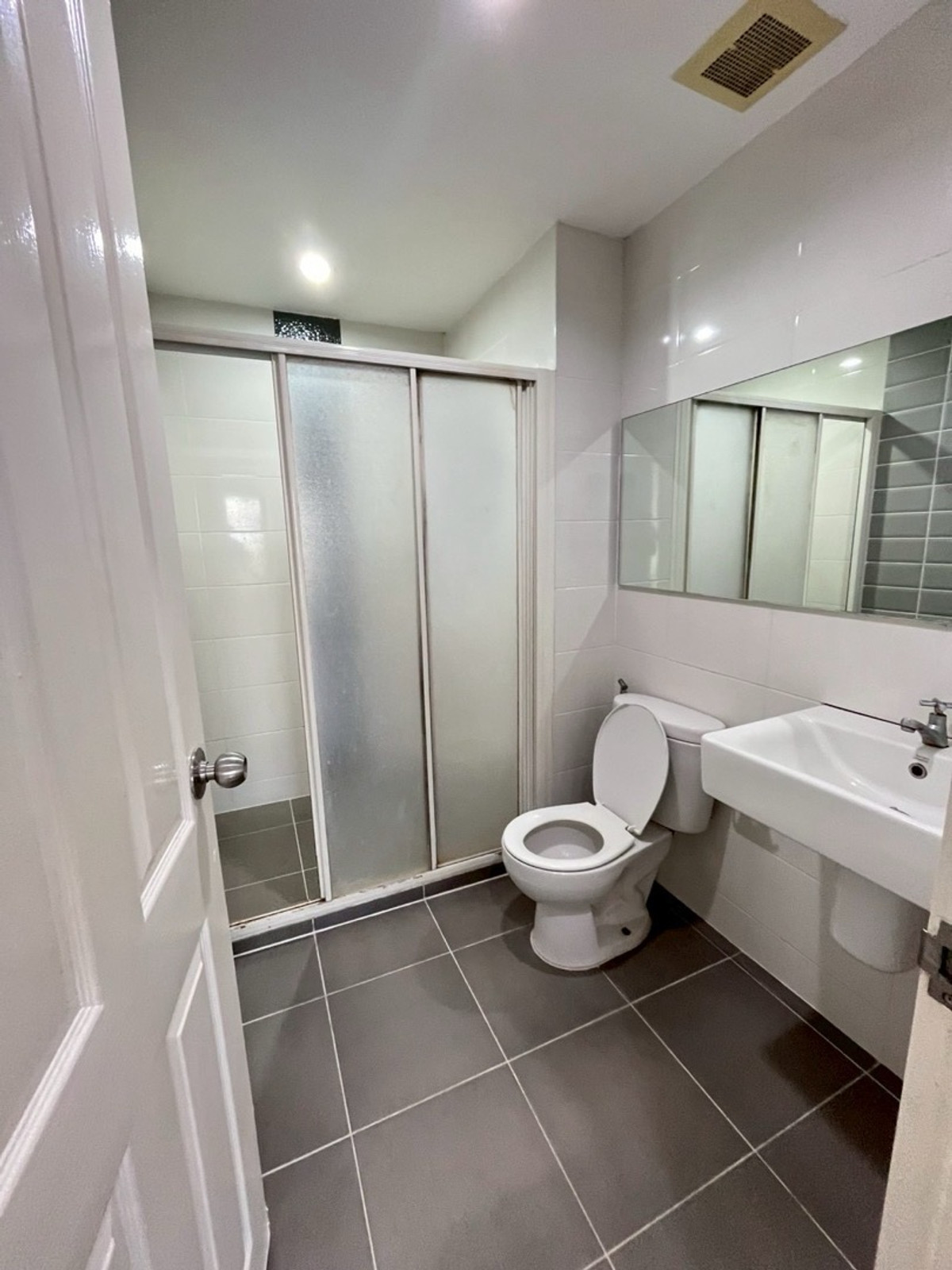 ให้เช่าคอนโดพระราม 9 เพชรบุรีตัดใหม่ RCA : Aspire rama9🌈For-Rent 1Bedroom 39sq.m Price 16K  