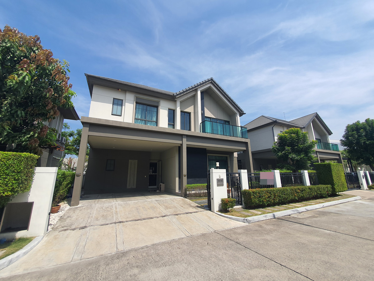 For SaleHousePinklao, Charansanitwong : Luxurious detached house next to the main road, Phutthamonthon Sai 4, Nordic design, ready to move in, Bangkok Boulevard Pinklao-Phetkasem, complete functions, 4 bedrooms, luxurious clubhouse, tight security. Worth the location!