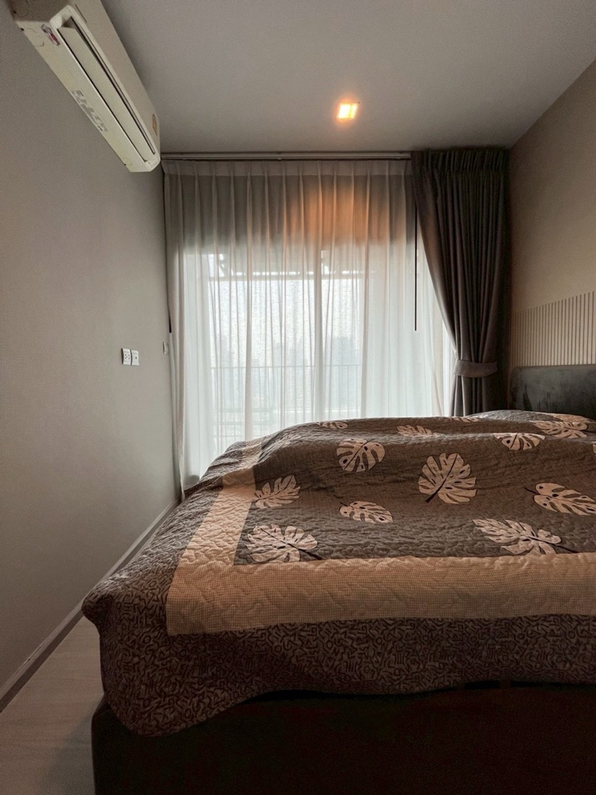 ให้เช่าคอนโดพระราม 9 เพชรบุรีตัดใหม่ RCA : LIFE ASOKE-RAMA9🌈 1BEDROOM PLUS 35sq.m Price 23k