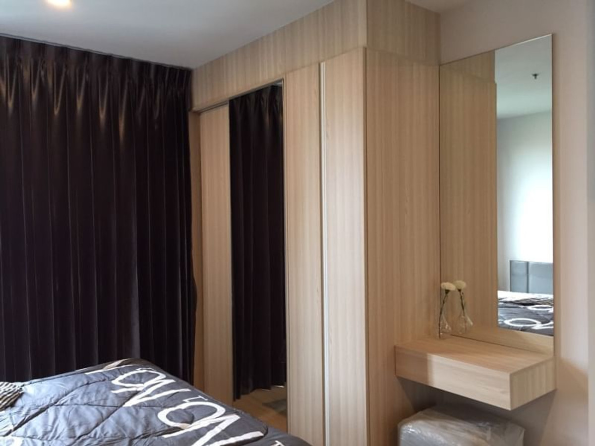 For RentCondoBangna, Bearing, Lasalle : Condo for Rent: Ideo O2 Near BTS Bang Na (approx. 300 meters)