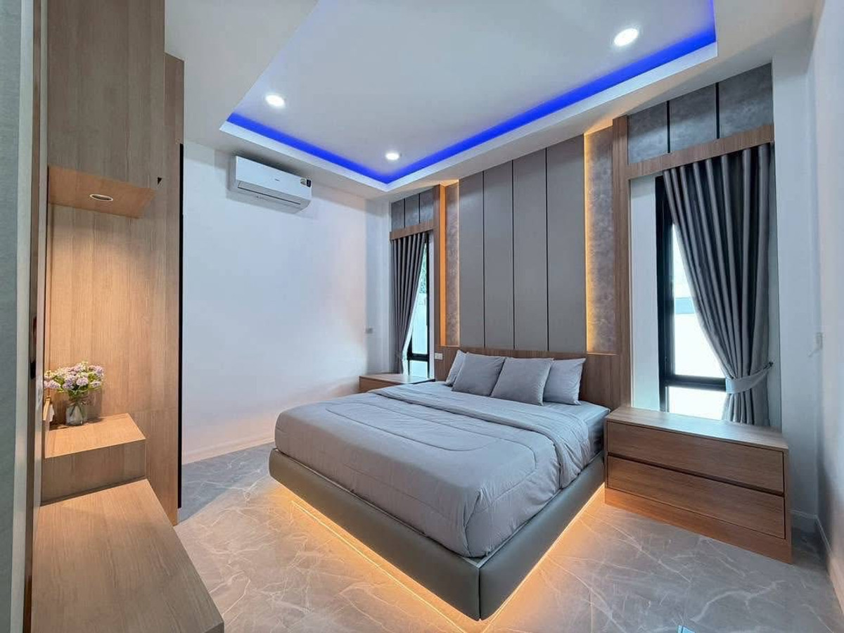 For SaleHousePattaya, Bangsaen, Chonburi : Pool Villa Soi Bunkanchanaram 8 / 4 Bedrooms (FOR SALE) AM038