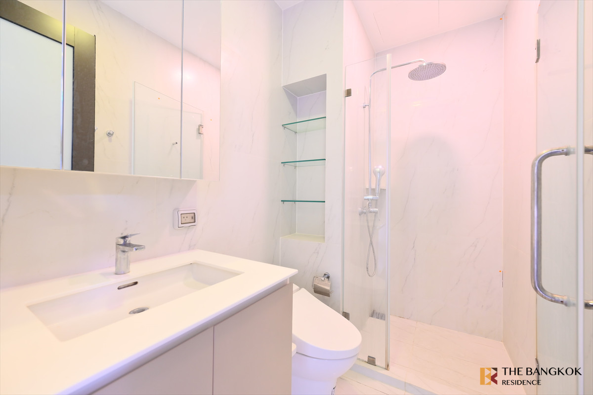 For SaleCondoRama9, Petchburi, RCA : ✨ Beautiful Clean Minimal Unit 🩶 at Chewathai Residence Asoke near Mrt Rama9