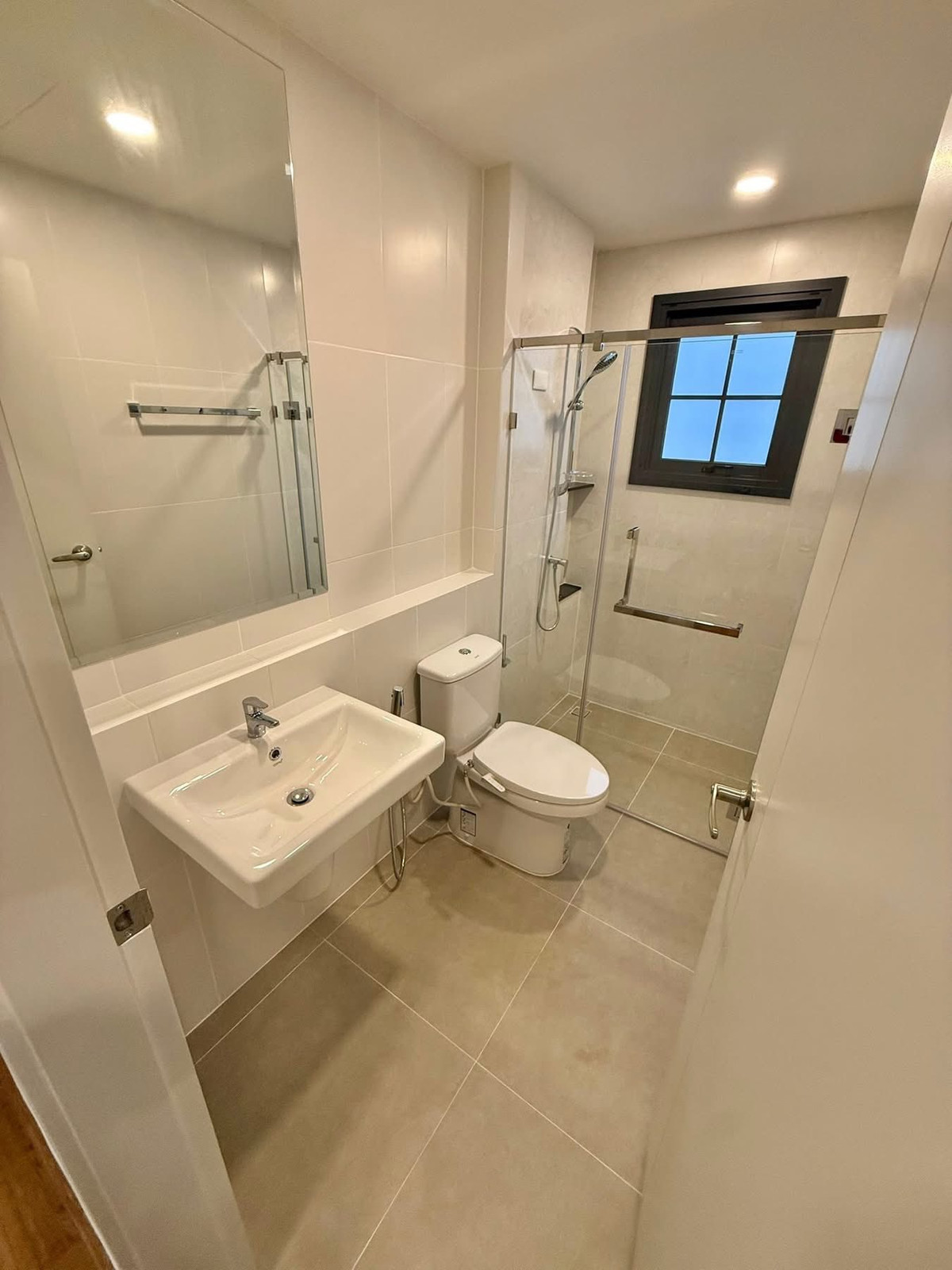 HouseBangna, Bearing, Lasalle : Centro Bangna Phase 2 / 4 Bedrooms (Sale and Rent), Centro Bangna Phase 2 / 4 Bedrooms (SALE & AVAILABLE) YOK083