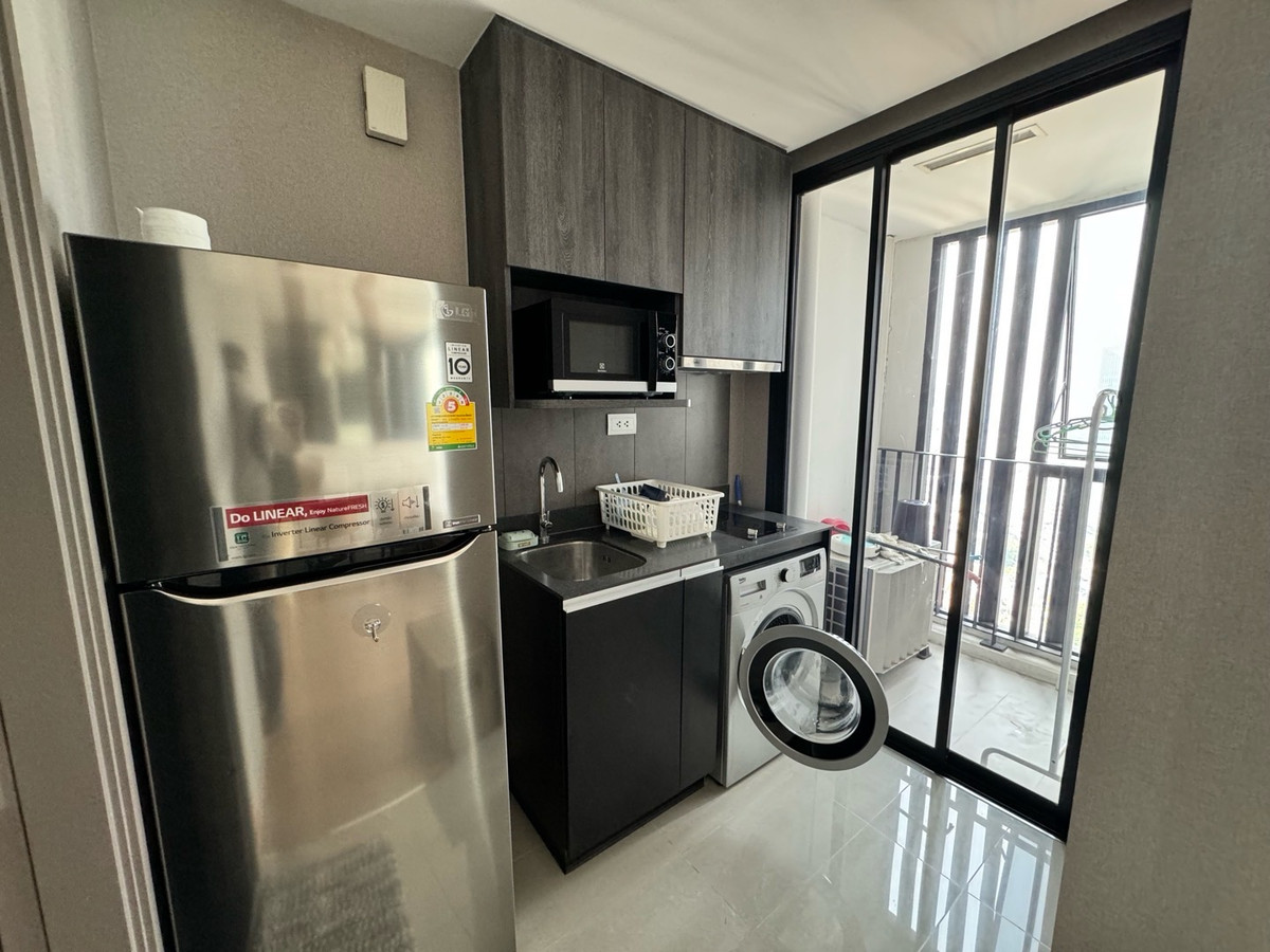 For RentCondoSiam Paragon ,Chulalongkorn,Samyan : For rent Ashton chula Silom price 22,000 baht contact 0869017364