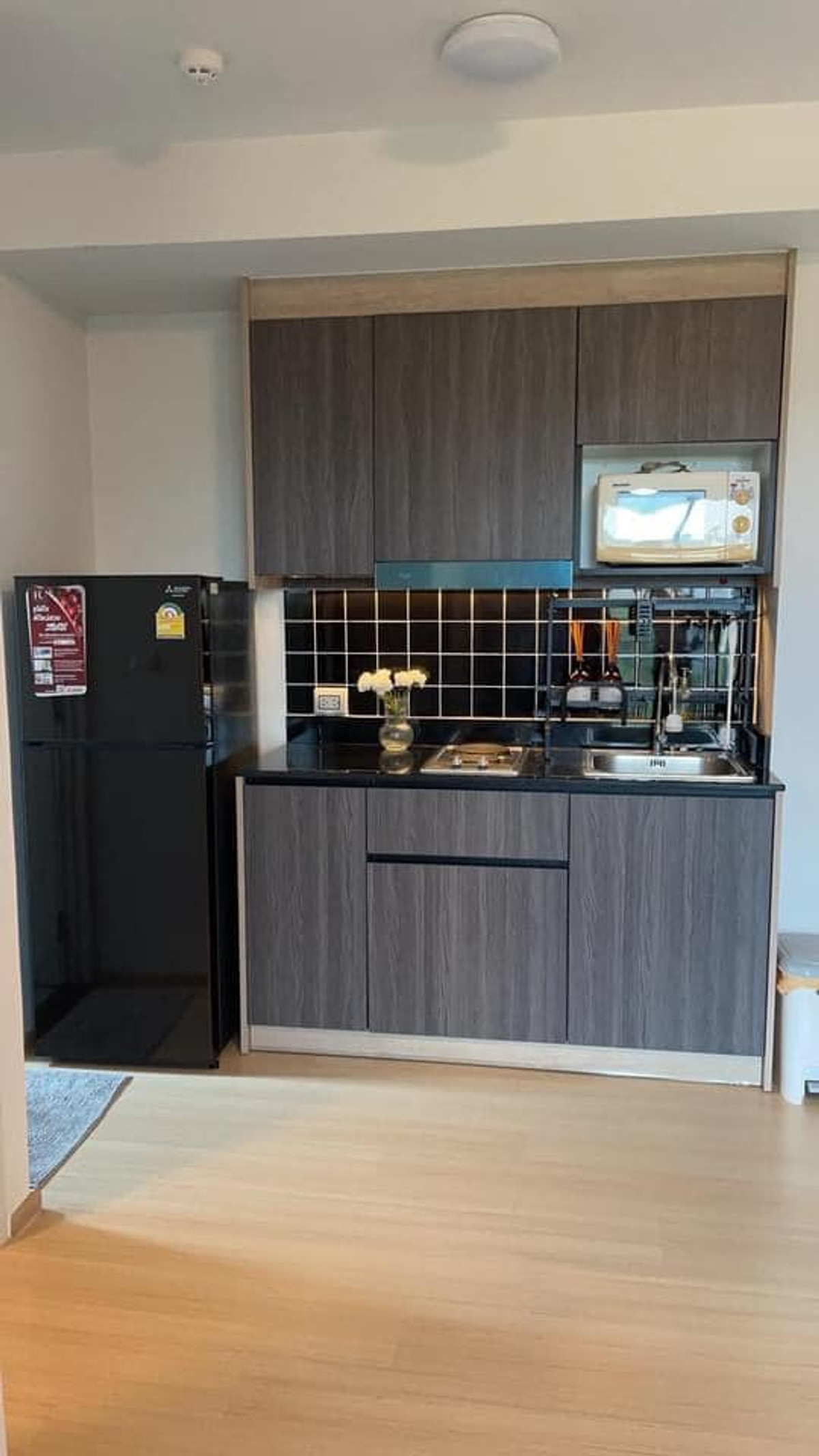 For RentCondoBangna, Bearing, Lasalle : Condo for Rent: Unio Sukhumvit 72 Near BTS Bearing (approx. 600 meters)