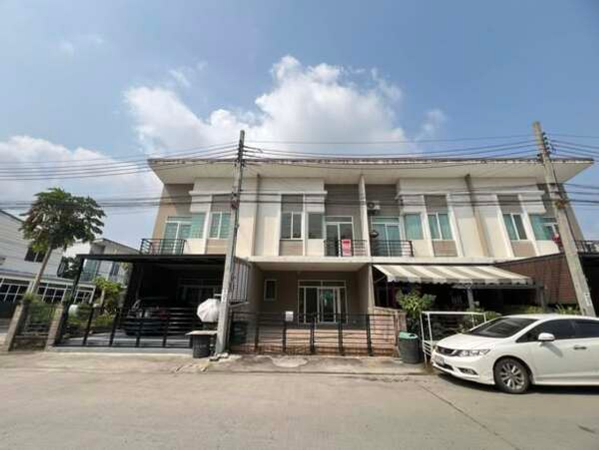 For SaleTownhomeLadkrabang, Suwannaphum Airport : 2-story townhouse, Gusto Bangna-Suvarnabhumi.