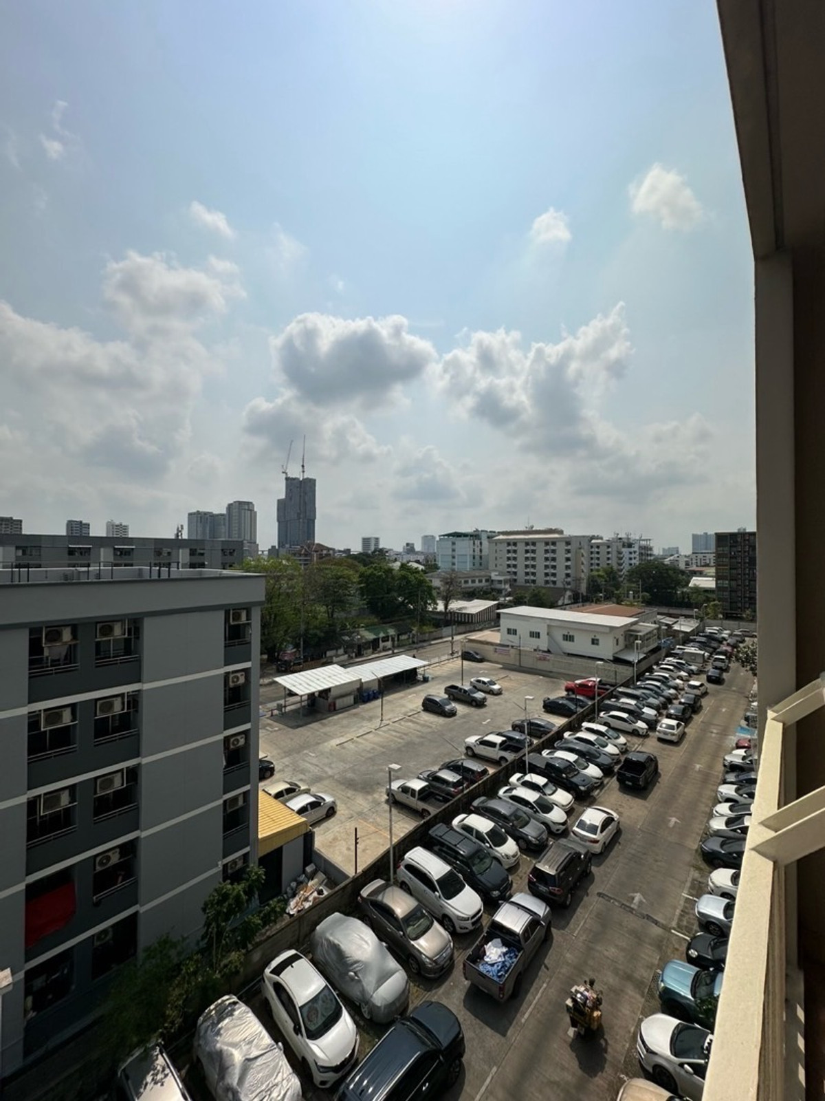 For RentCondoRamkhamhaeng, Hua Mak : Condo for rent, Coconut Corn, Ramkhamhaeng 40