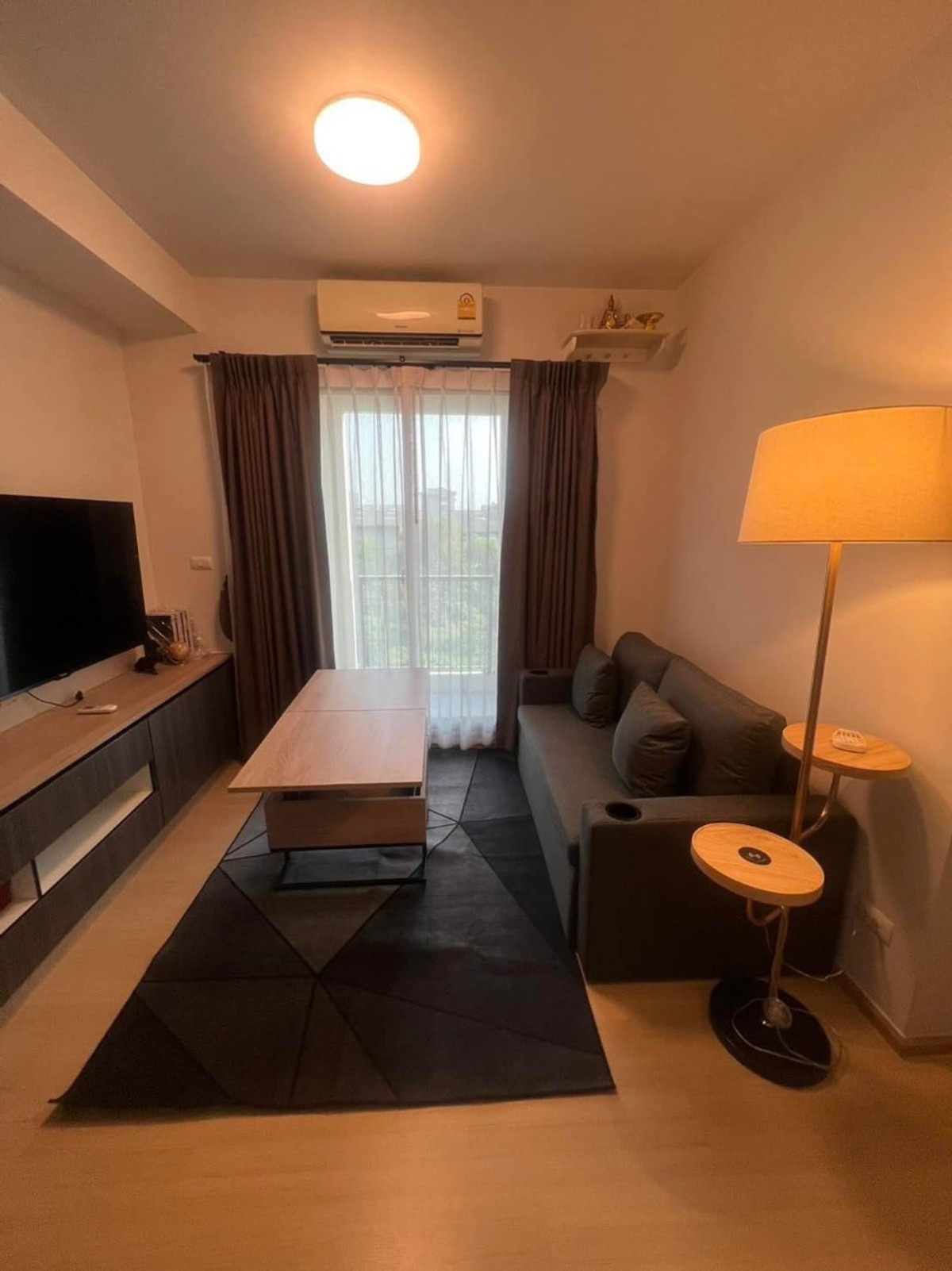 ให้เช่าคอนโดบางนา แบริ่ง ลาซาล : Condo for Rent: Unio Sukhumvit 72 Near BTS Bearing (approx. 600 meters)