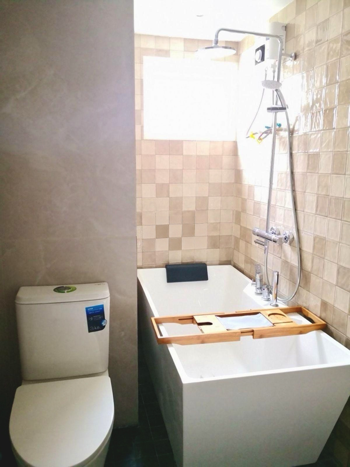 For SaleCondoSilom, Saladaeng, Bangrak : Surawong City Resort / 2 Bedrooms (SALE WITH TENENT), Surawong City Resort / 2 Bedrooms (Sale with Tenant) PT049