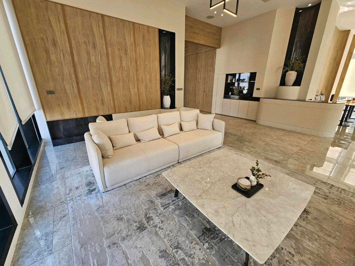 ให้เช่าคอนโดพระราม 9 เพชรบุรีตัดใหม่ RCA : 🔥ให้เช่าด่วน🔥Nue District R9 ห้องมุม ชั้นสูง พระราม 9 ใกล้ MRT แค่ไม่กี่ก้าว