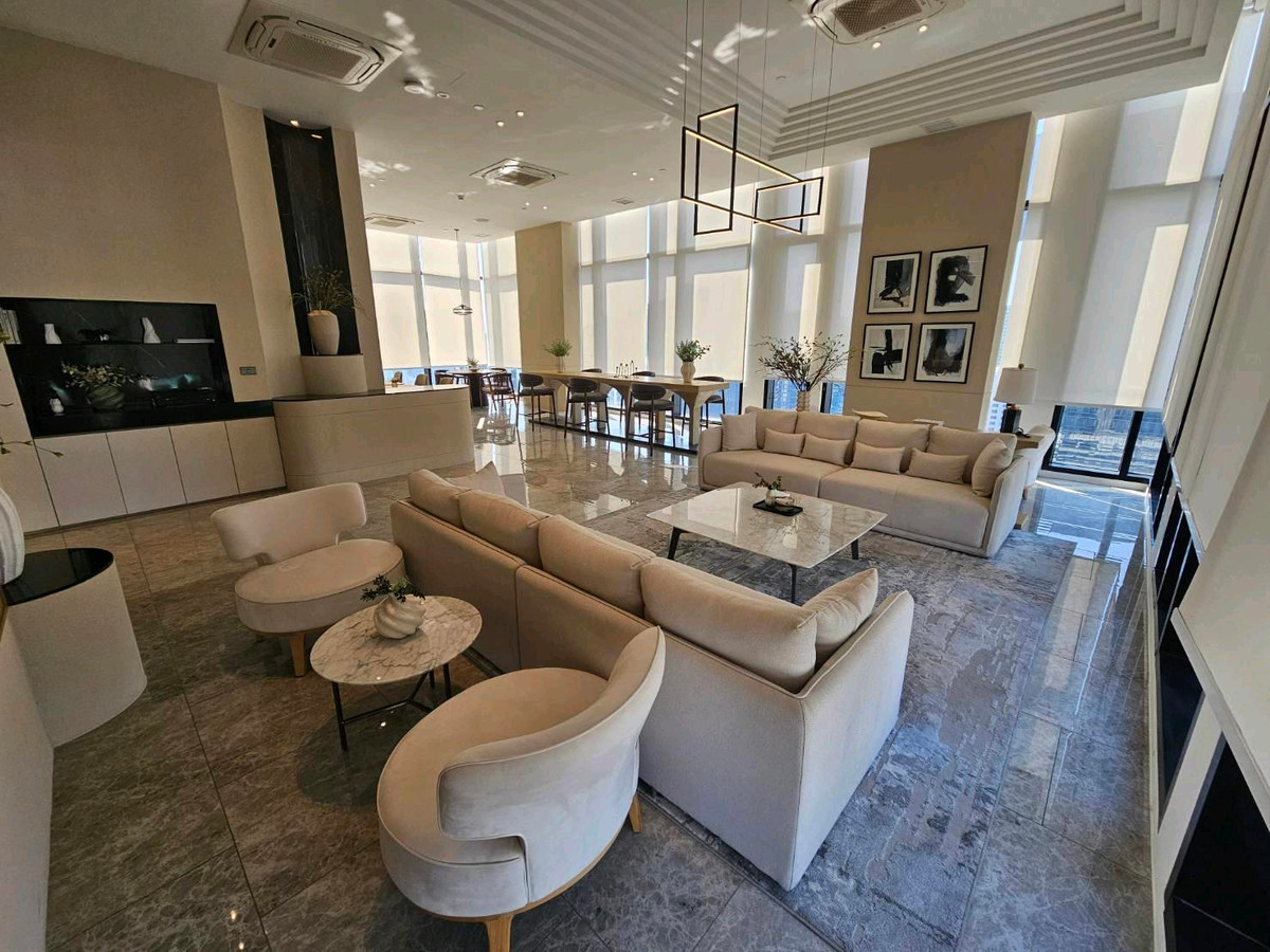 ให้เช่าคอนโดพระราม 9 เพชรบุรีตัดใหม่ RCA : 🔥ให้เช่าด่วน🔥Nue District R9 ห้องมุม ชั้นสูง พระราม 9 ใกล้ MRT แค่ไม่กี่ก้าว