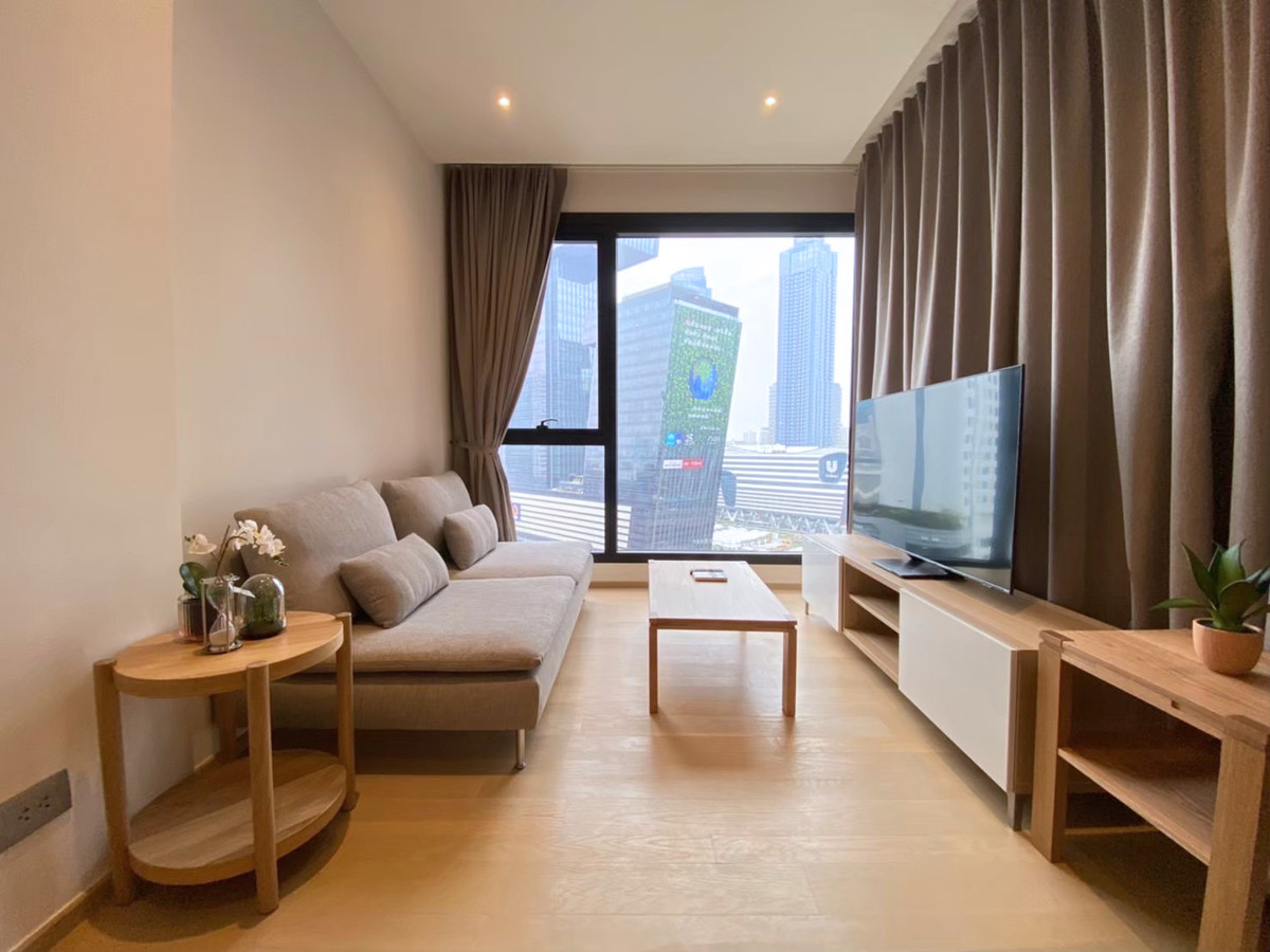 ให้เช่าคอนโดพระราม 9 เพชรบุรีตัดใหม่ RCA : 🚀 Ashton Rama9 - 42sq.m. 1bed1bath Ready to move 092-545-6151 (ทีม)