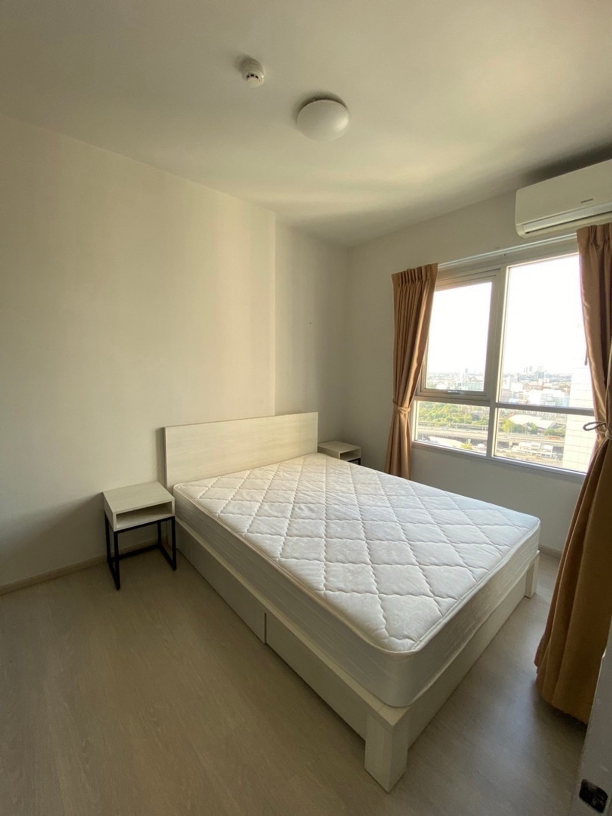 For RentCondoBang Sue, Wong Sawang, Tao Pun : Chapter one Shine Bangpo