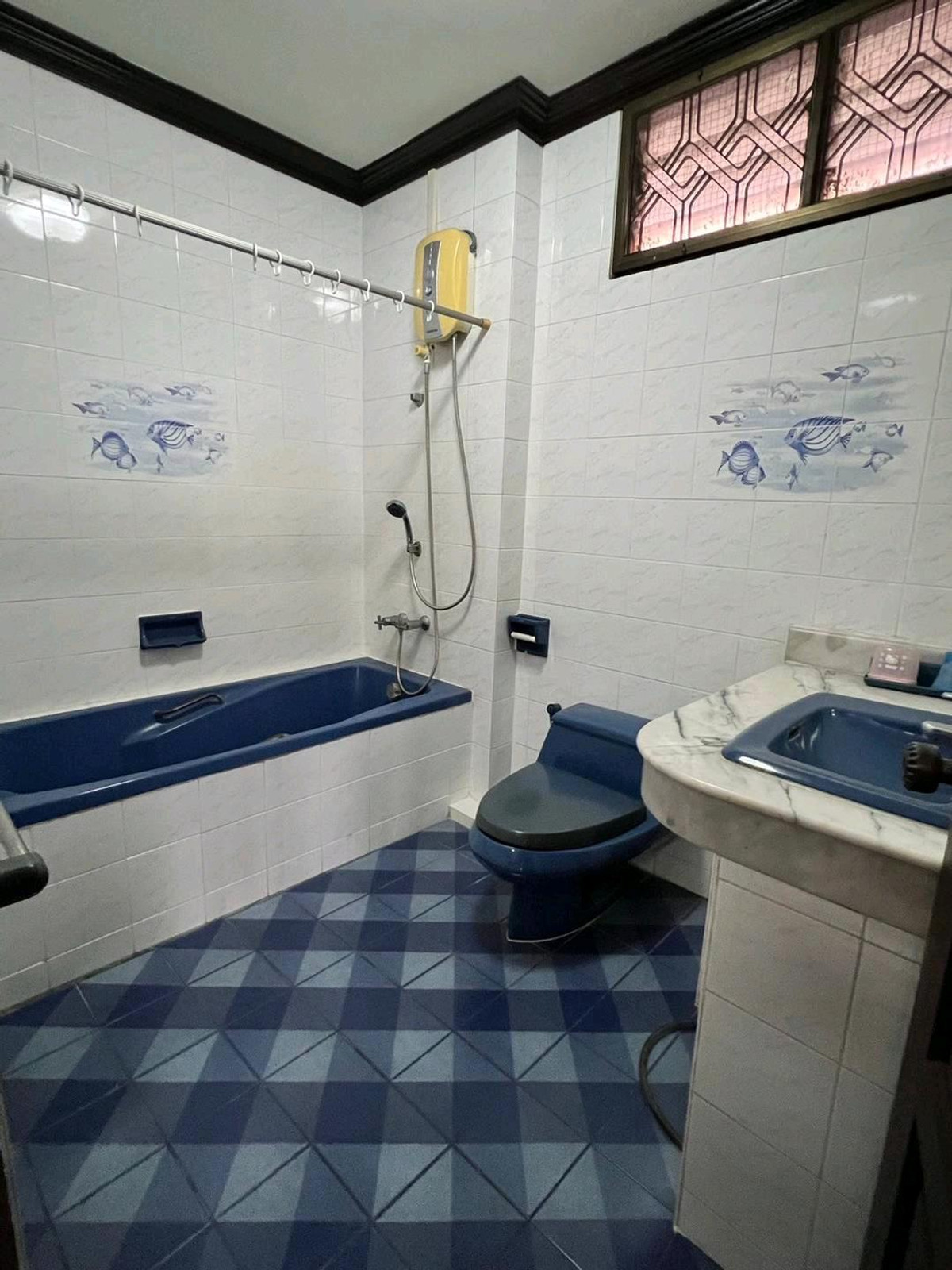 For SaleHouseSathorn, Narathiwat : Urgent sale
3 story house
Well decorated and ready to move in.
.
Soi Charoen Krung area