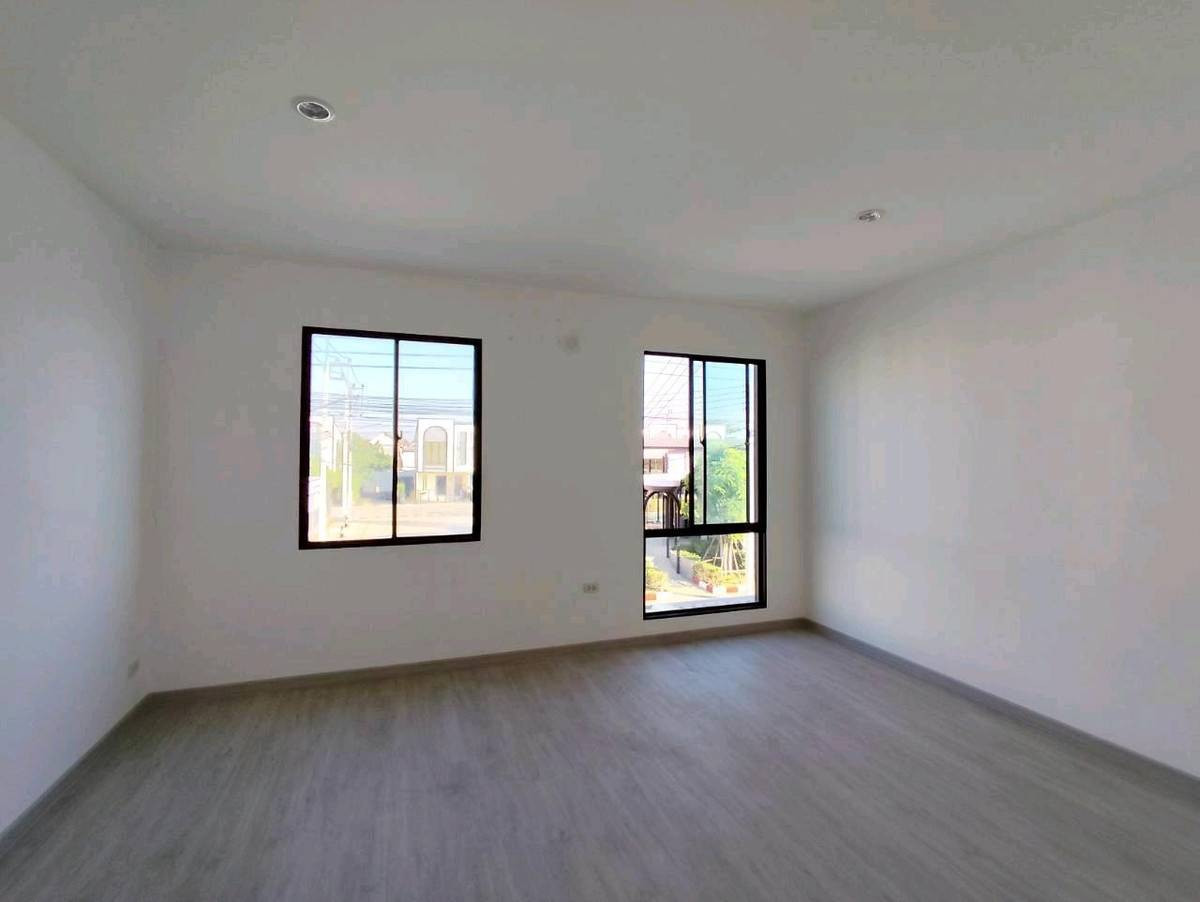 ให้เช่าทาวน์โฮมปทุมธานี รังสิต ธรรมศาสตร์ : ให้เช่าทาวน์โฮม เอ็มไลฟ์ ลำลูกกา - คลอง4 ใกล้ บิ๊กซี ลำลูกกา 2 เพียง 3 นาที