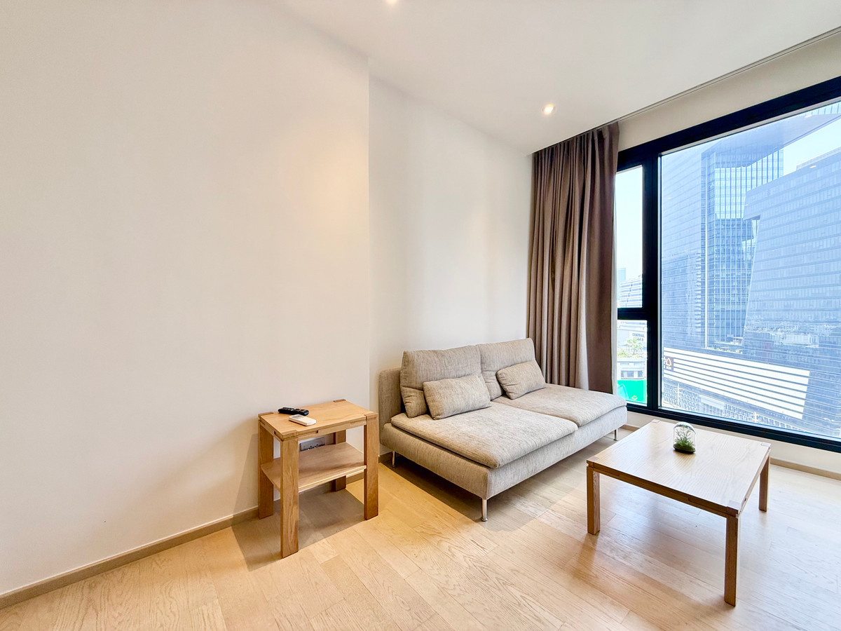 ให้เช่าคอนโดพระราม 9 เพชรบุรีตัดใหม่ RCA : 🚀 Ashton Rama9 - 42ตรม. 1นอน1น้ำ พร้อมอยู่ 092-545-6151 (ทีม)