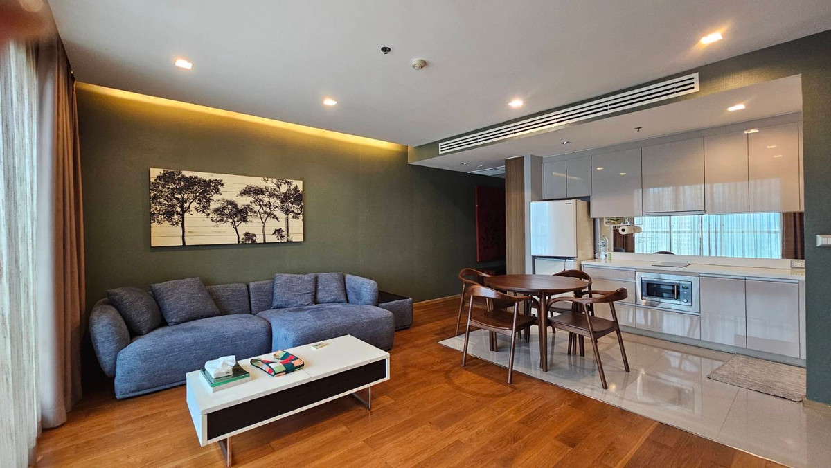 ให้เช่าคอนโดสาทร นราธิวาส : The Address Sathorn 2bed 55K call 0886166564
