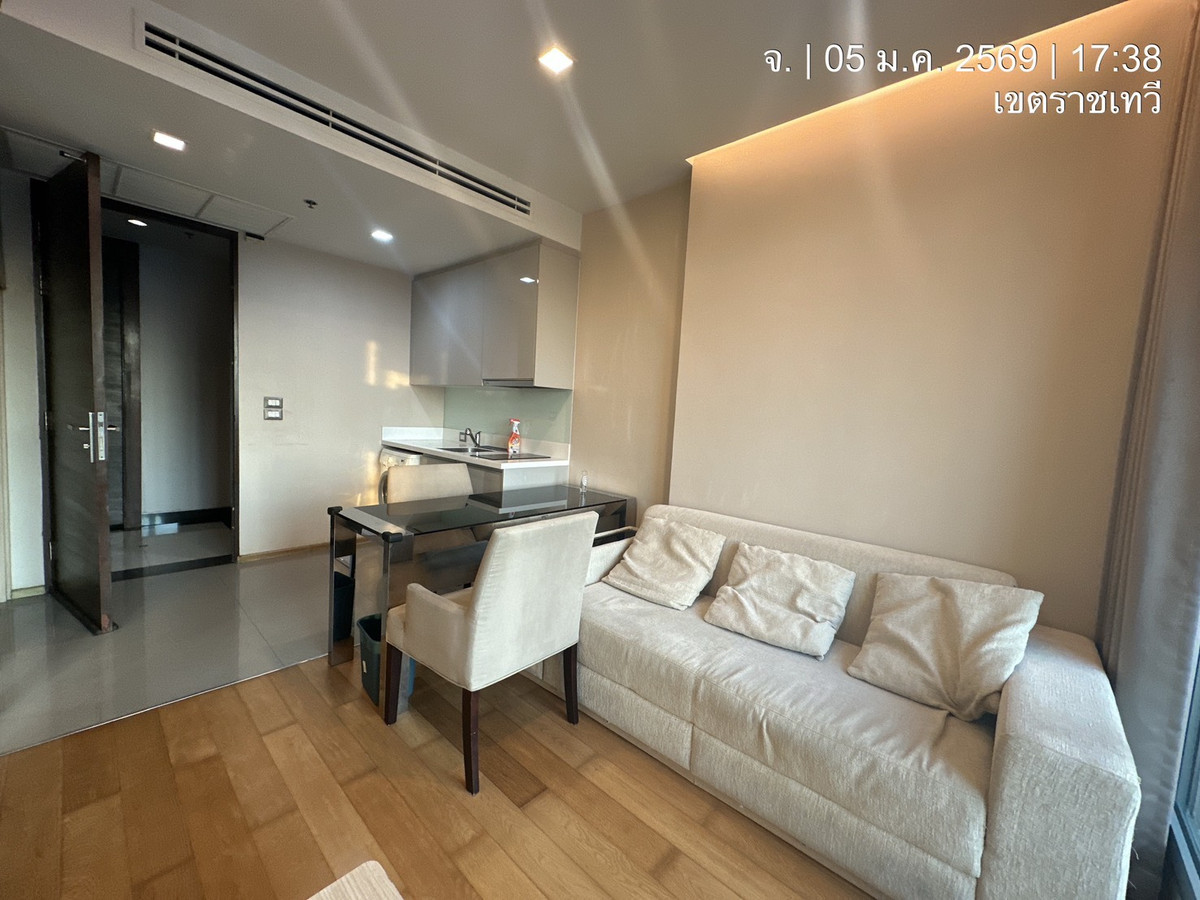 ให้เช่าคอนโดพระราม 9 เพชรบุรีตัดใหม่ RCA : ให้เช่าคอนโด เดอะแอดเดรส อโศก ตกแต่งครบครัน (S15-6407)