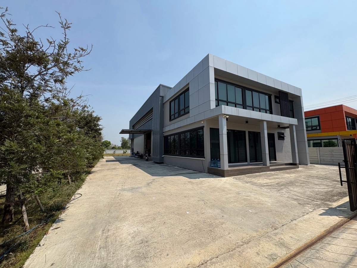 โกดังนครปฐม : ขาย / เช่า โรงงานพร้อมออฟฟิศ บางเลน นครปฐม ใกล้ศาลายา พื้นที่ 915 ตร.ม ที่ดิน 1 ไร่ 1 งาน 81 ตร.ว เหมาะลงทุนและโลจิสติกส์