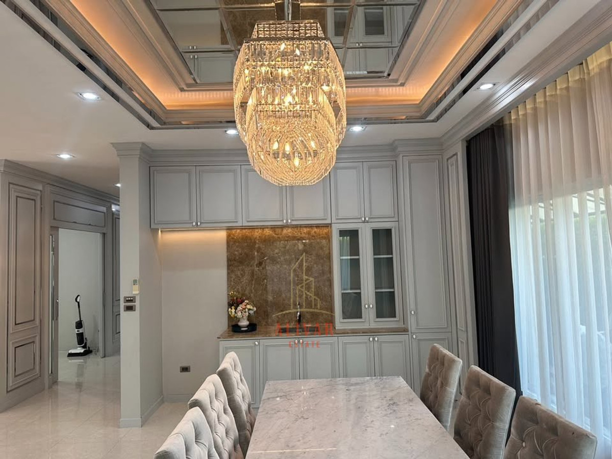 HouseLadkrabang, Suwannaphum Airport : RH024726 Luxury house for Rent/Sale at Two Grand Monaco Bangna-Wongwaen Fully furnished.