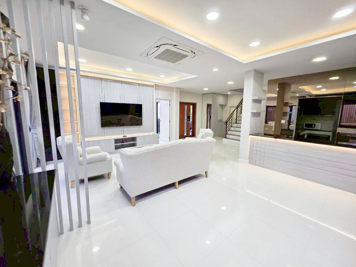 ให้เช่าบ้านบางแค เพชรเกษม : ให้เช่าบ้านเดี่ยว 2ชั้น 4ห้องนอน  4ห้องน้ำ  1ห้องทำงาน The City Sathorn - Kallapaphruek (เดอะ ซิตี้ สาทร – กัลปพฤกษ์)