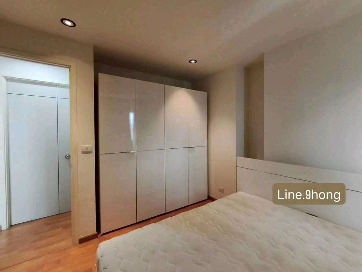 For RentCondoThaphra, Talat Phlu, Wutthakat : 2 bedroom condo near BTS Bang Wa Interchange, convenient travel.
