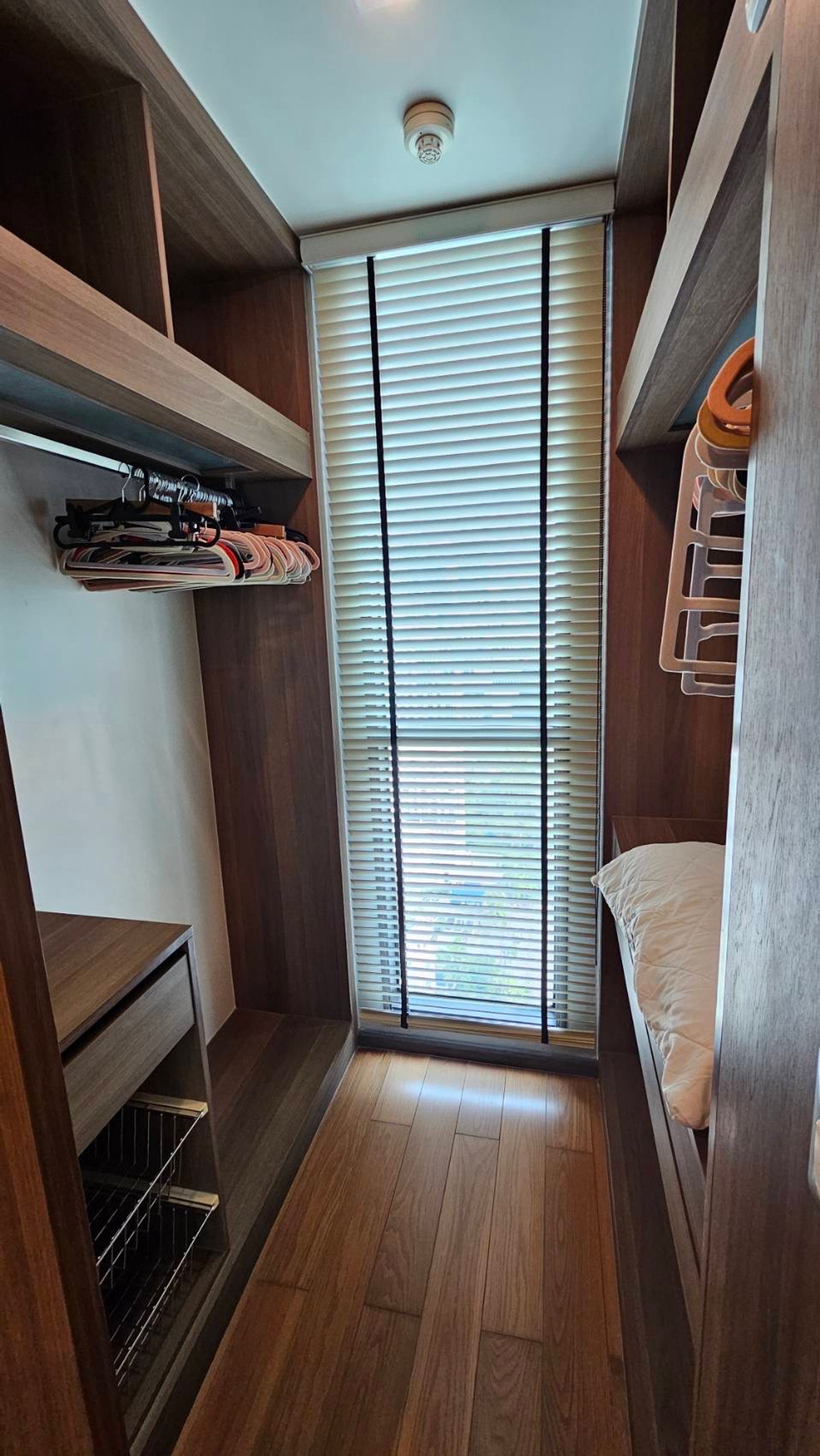 ให้เช่าคอนโดสาทร นราธิวาส : The Address Sathorn 2bed 55K call 0886166564