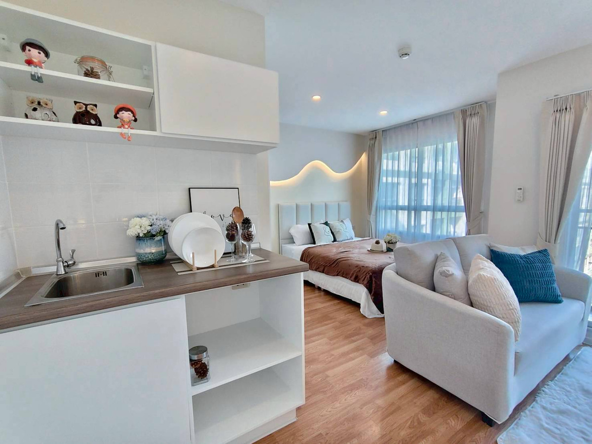 For SaleCondoRattanathibet, Sanambinna : Urgent sale! Condo priced in the low hundreds of thousands, Lumpini Ville Phra Nang Klao Riverview, near MRT Sai Ma.