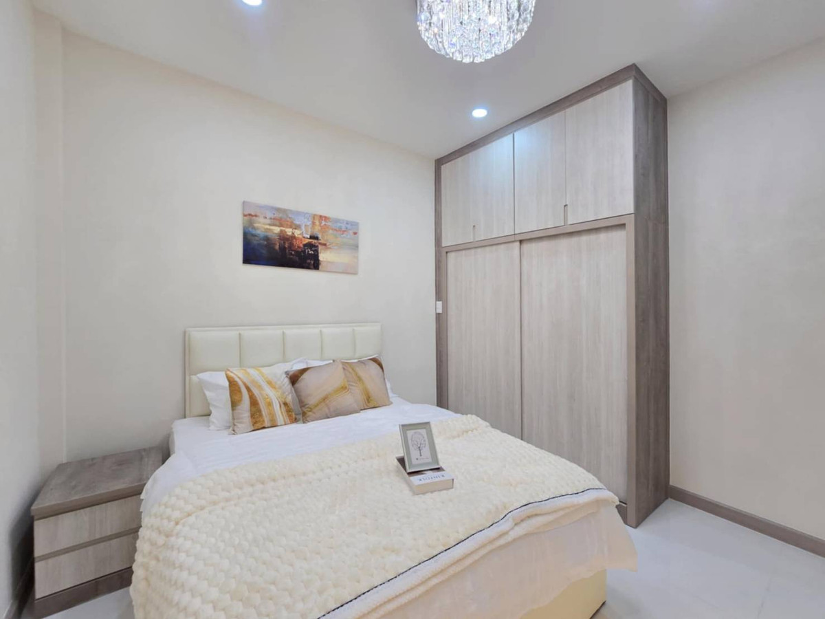 For SaleHousePattaya, Bangsaen, Chonburi : 🔥 Spacious 4 Bedroom House for Sale in Pattaya | 110 Sq.Wah | Near Tara Pattana & Phoenix | Only 11 MB 🔥