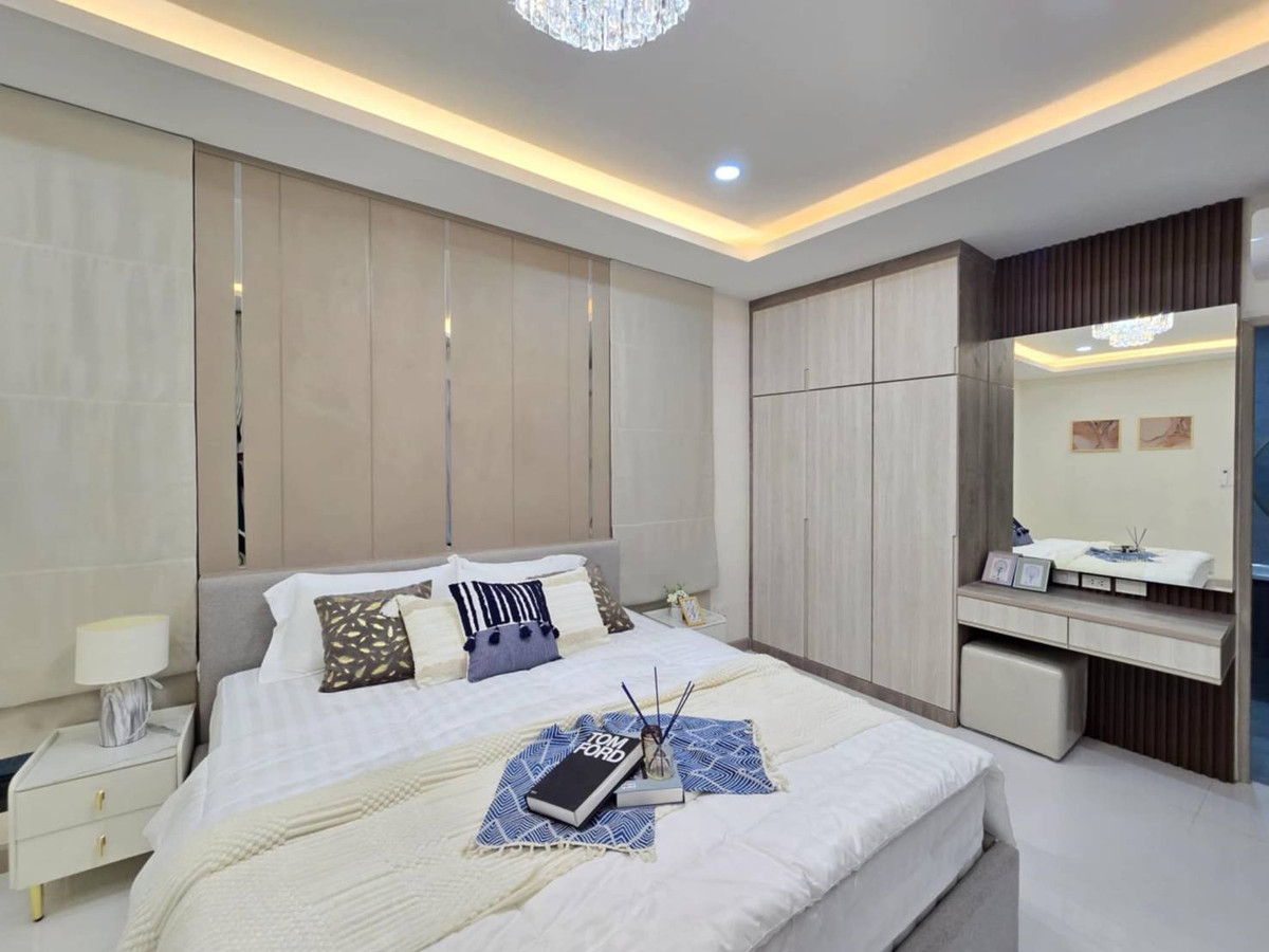 For SaleHousePattaya, Bangsaen, Chonburi : 🔥 Spacious 4 Bedroom House for Sale in Pattaya | 110 Sq.Wah | Near Tara Pattana & Phoenix | Only 11 MB 🔥