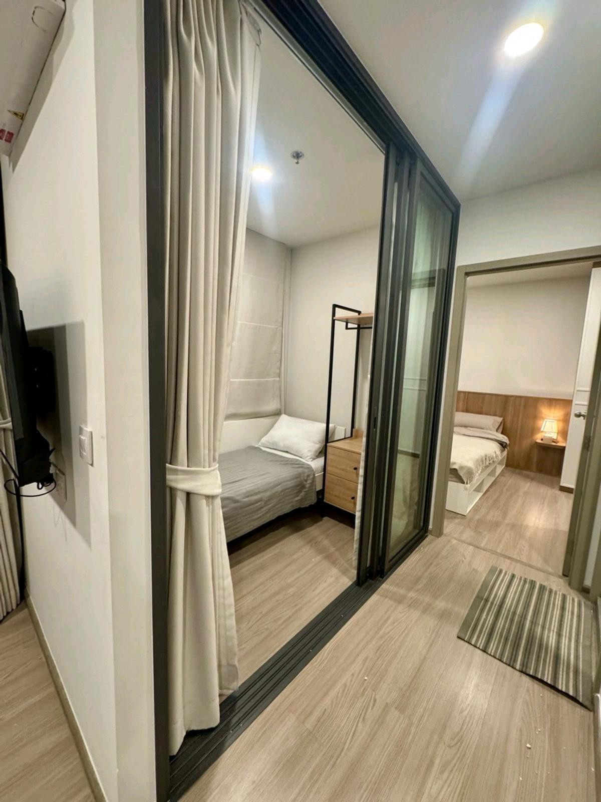 For RentCondoKhlongtoei, Kluaynamthai : ✨ 2 bedroom condo near BTS, ready to move in, small bedroom can be turned into a work room, meeting the needs of the WFH line ✨