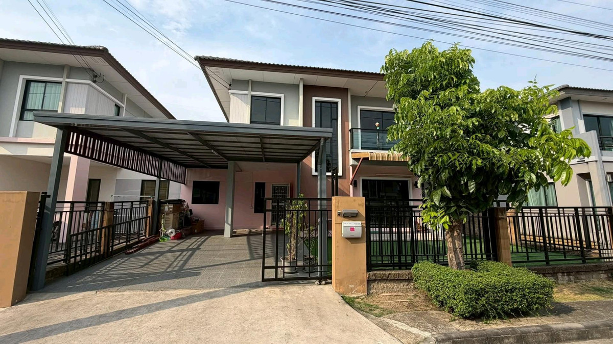 ให้เช่าบ้านปทุมธานี รังสิต ธรรมศาสตร์ : 💫 บ้านสวย บรรยากาศร่มรื่น ใกล้สโมสร ทำเลดีเข้า–ออกสะดวก เหมาะสำหรับครอบครัว 🏡💚