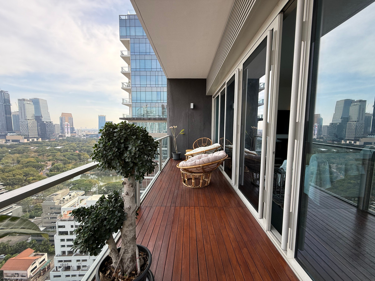 For RentCondoWitthayu, Chidlom, Langsuan, Ploenchit : 🏠✨ 185 Rajadamri | 3-Bedroom Condo for Rent (HBH-ST-196)