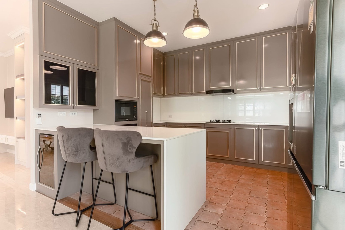 ให้เช่าบ้านบางนา แบริ่ง ลาซาล : ปล่อยเช่า บ้านเดี่ยว บางนา ศรีนครินทร์ | For Rent Single House at Bangna • Srinakharin by Fantasia Villa 4 Compound ใกล้ โรงเรียน บางกอกพัฒนา และ โรงเรียนนานาชาติ