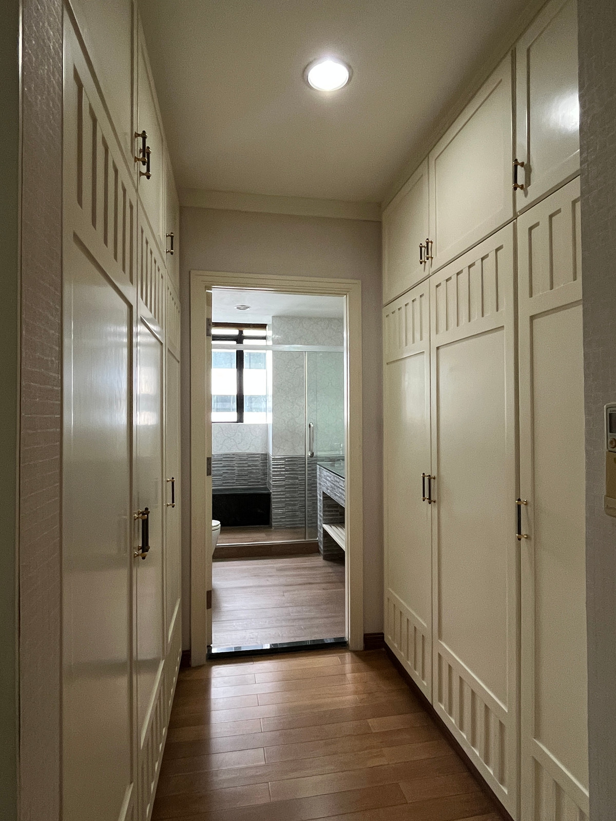 For RentCondoWitthayu, Chidlom, Langsuan, Ploenchit : ✨Condo for rent in Chidlom area at New House, 3 bedrooms, fully furnished, near Central Embassy, ​​Central Chidlom, centralwOrl, BTS Chidlom, Ploenchit, Lumpini Park, ready to move in.