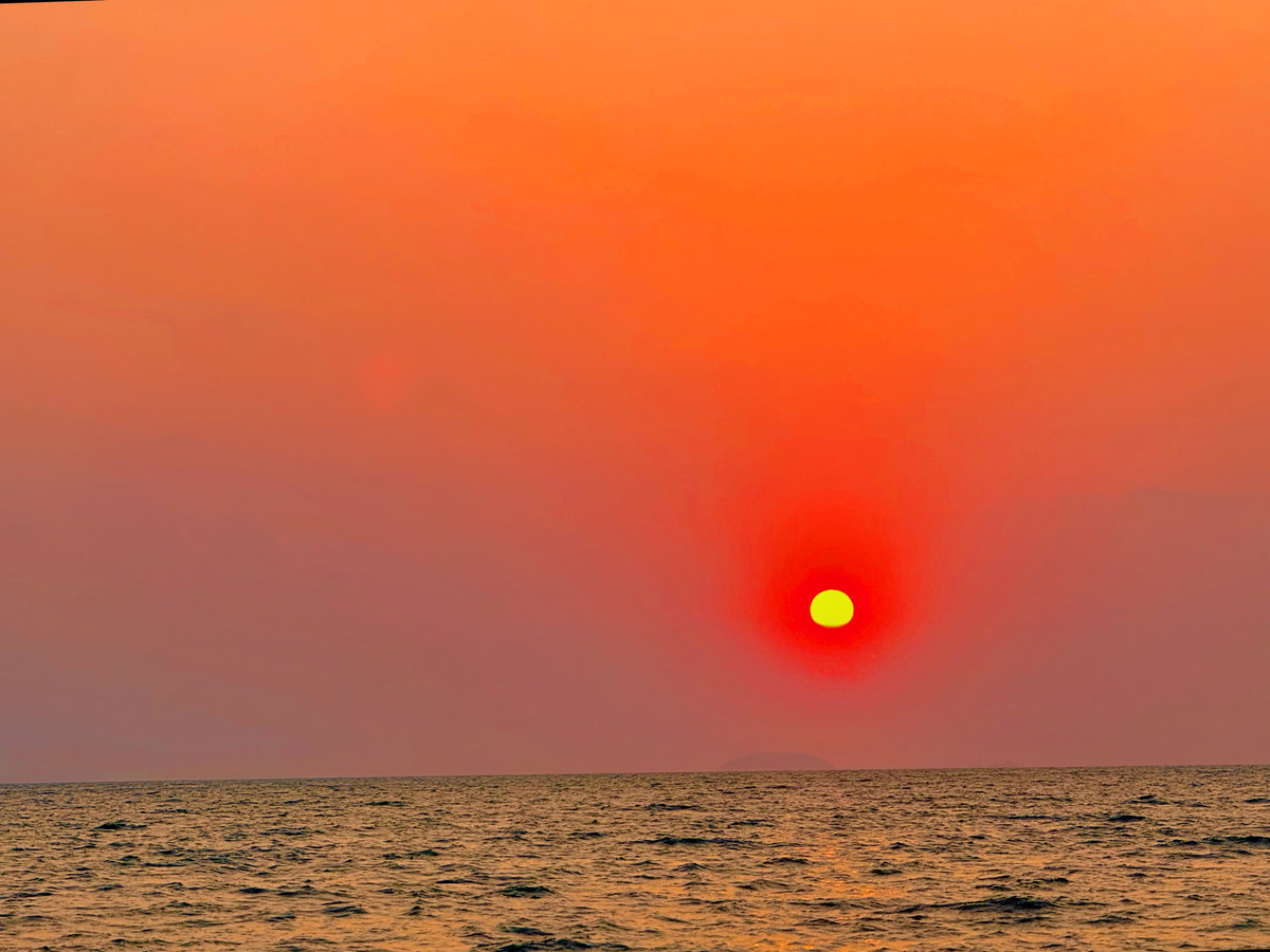 คอนโดพัทยา บางแสน ชลบุรี สัตหีบ : [ขาย/เช่า] คอนโดติดหาด The Grand Florida พัทยา  1 นอน 47 ตรม. แต่งครบ พร้อมอยู่/ลงทุนปล่อยเช่า