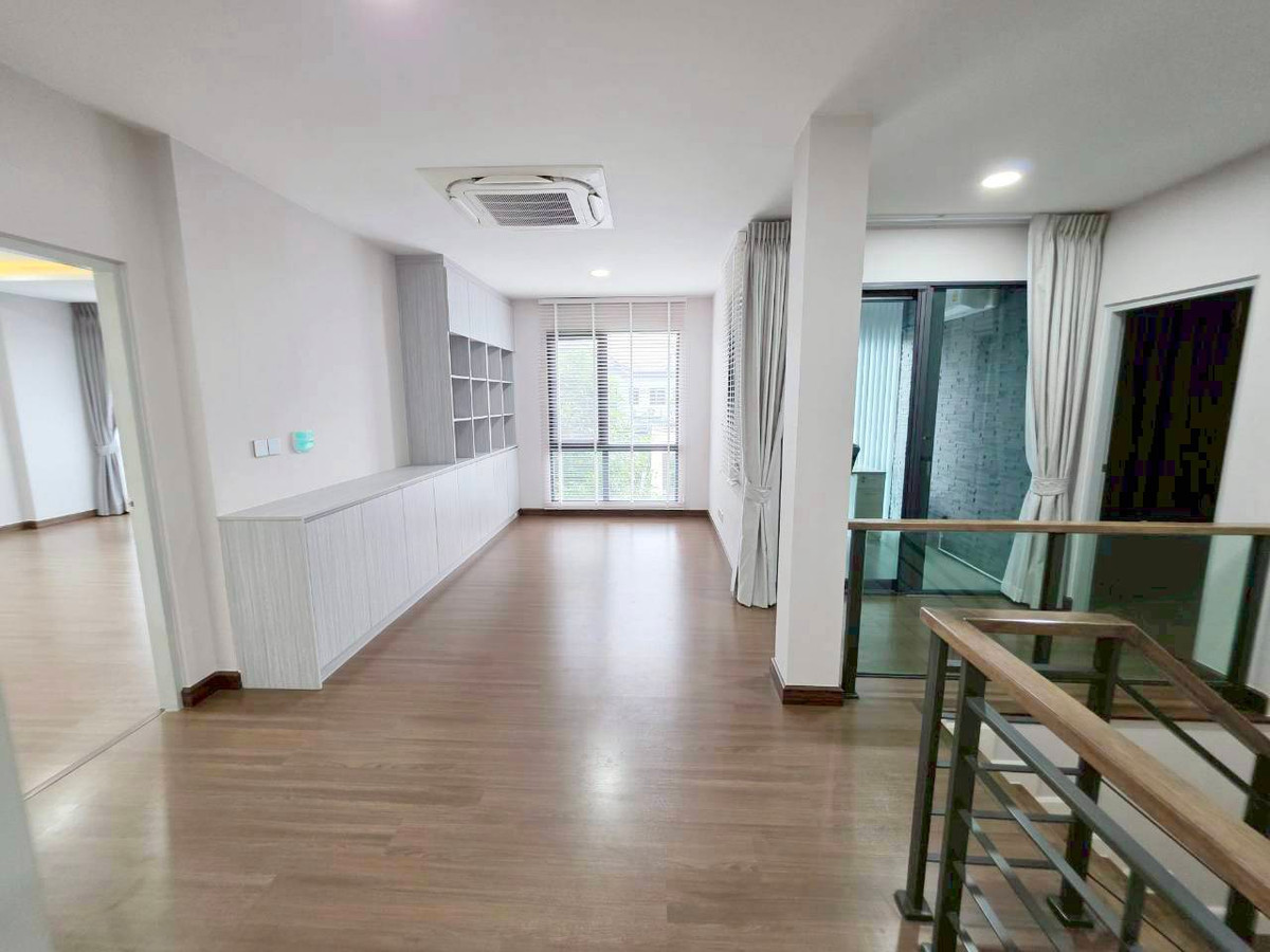 ให้เช่าบ้านบางแค เพชรเกษม : ให้เช่าบ้านเดี่ยว 2ชั้น 4ห้องนอน  4ห้องน้ำ  1ห้องทำงาน The City Sathorn - Kallapaphruek (เดอะ ซิตี้ สาทร – กัลปพฤกษ์)