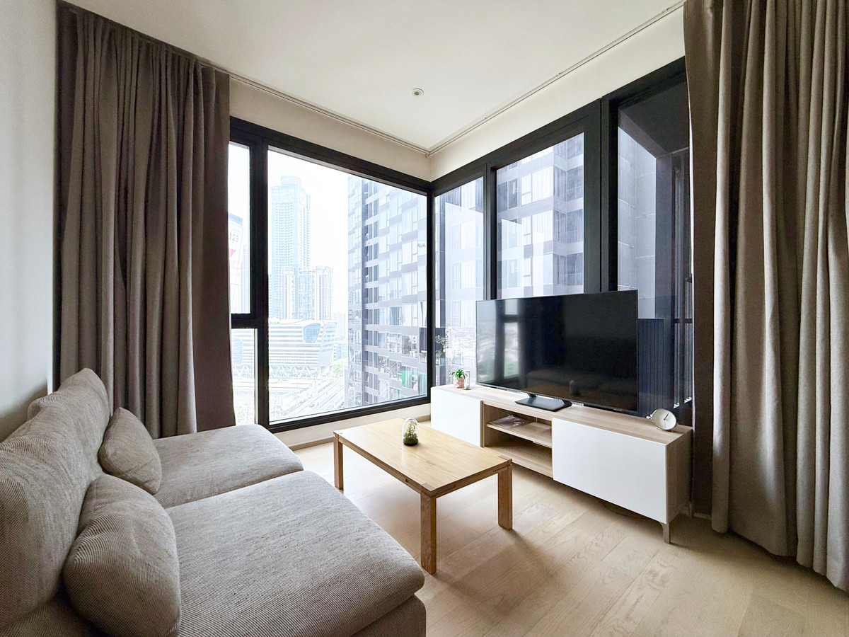 ให้เช่าคอนโดพระราม 9 เพชรบุรีตัดใหม่ RCA : 🚀 Ashton Rama9 - 42ตรม. 1นอน1น้ำ พร้อมอยู่ 092-545-6151 (ทีม)